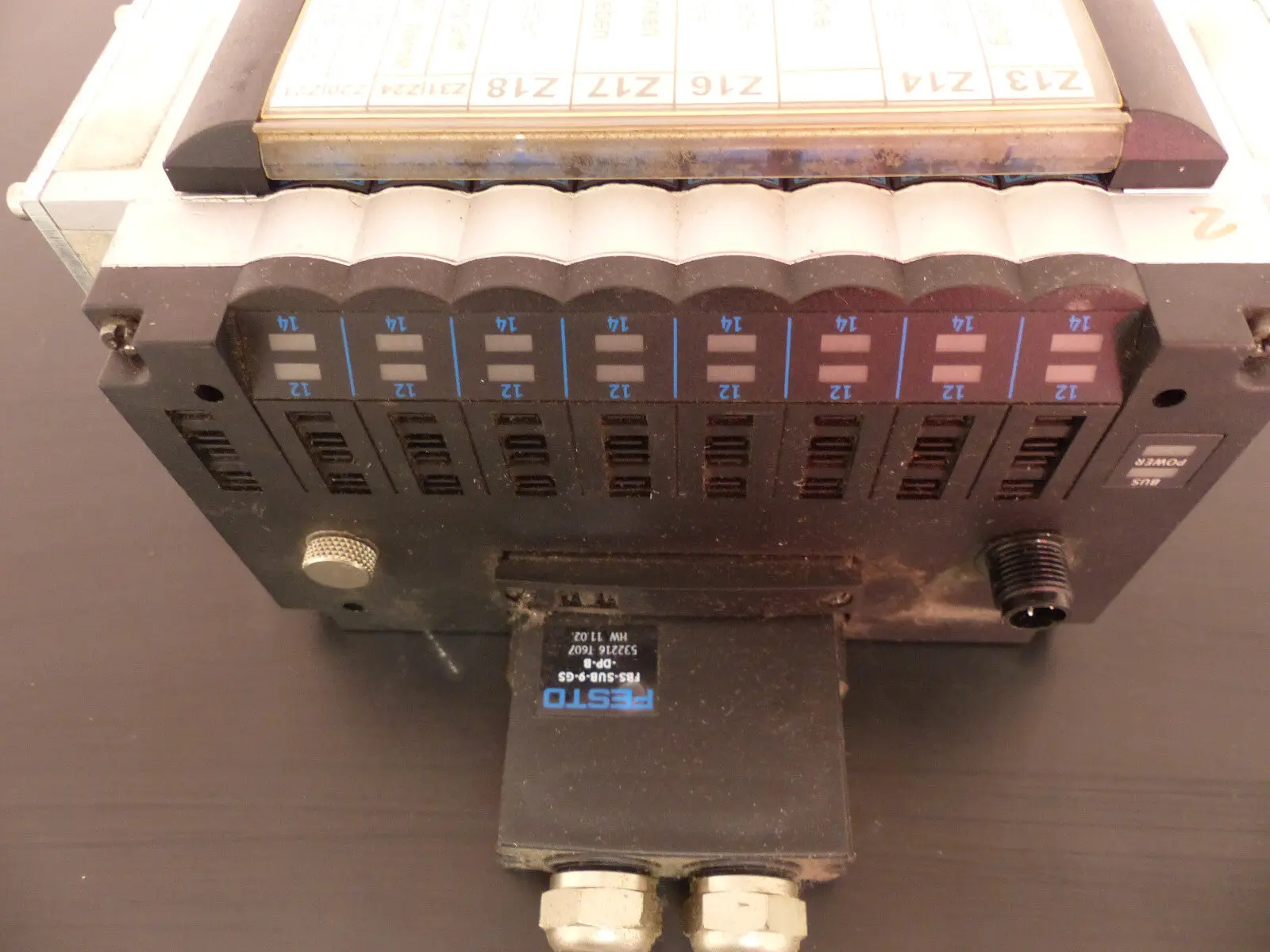 Produktfoto 1 von FESTO CPV 14-VI 18210 / CPV 14-GE-DIO1-8 / CPV 14-VI-P8-1/8-B /FBS-SUB-9-GS-DP-B