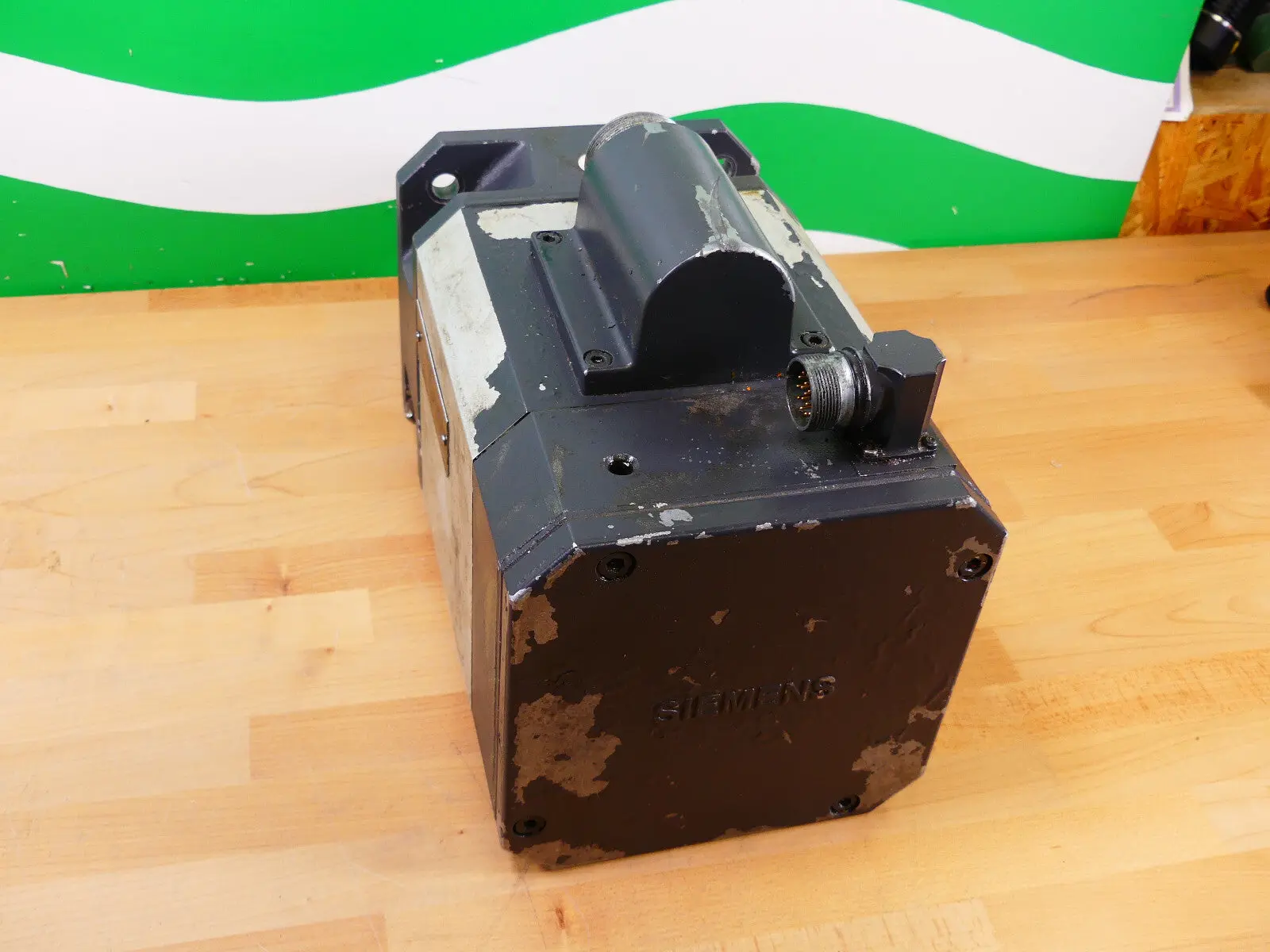 Produktfoto 1 von Siemens 1FT6082-1AF71-4EG1 Servomotor s.Bilder
