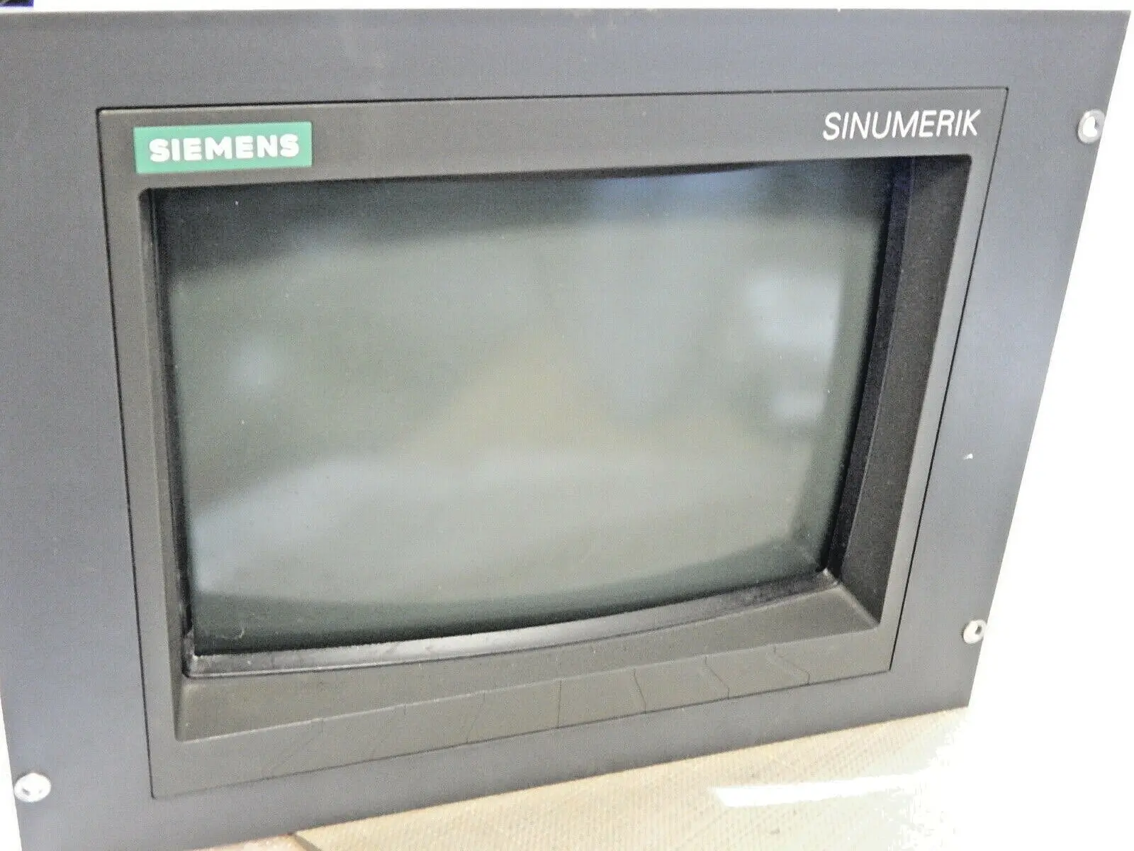 Produktfoto 1 von SIEMENS Sinumerik Bildschirm 12 Monochrome,MAM 32-12 Used