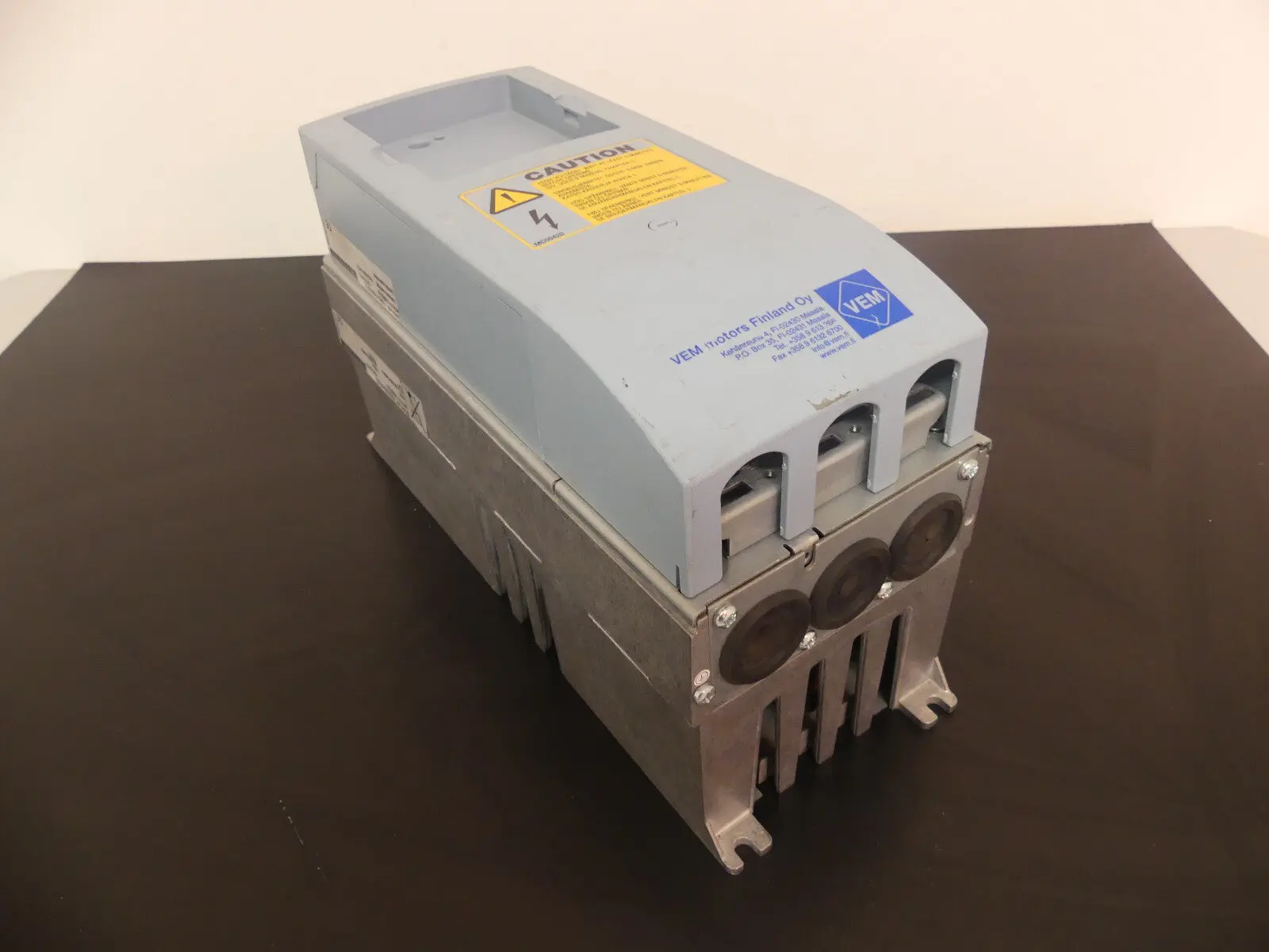 Produktfoto 1 von Vacon Frequenzumrichter NXS00035B2H2SSSA1B50000C3+CSBA1B50000C3 s.Bilder