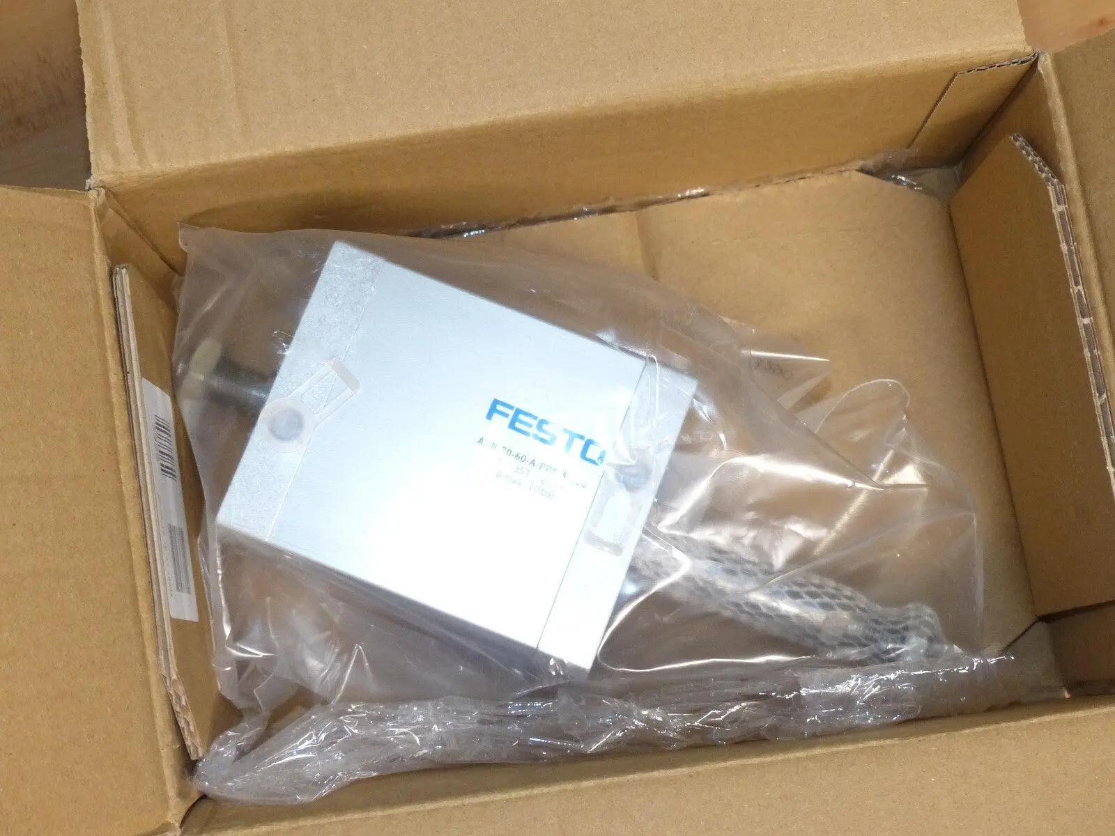 Produktfoto 1 von festo adn-80-60-a-pps-a-s20 zylinder