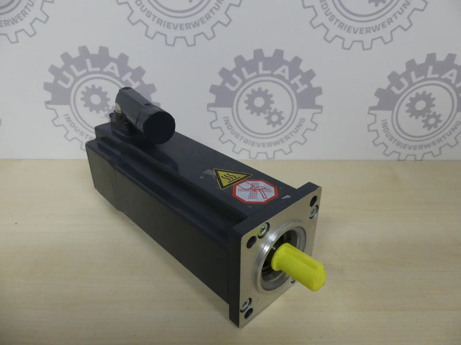 Produktfoto 1 von BECKHOFF AM8023-0EH0-0000