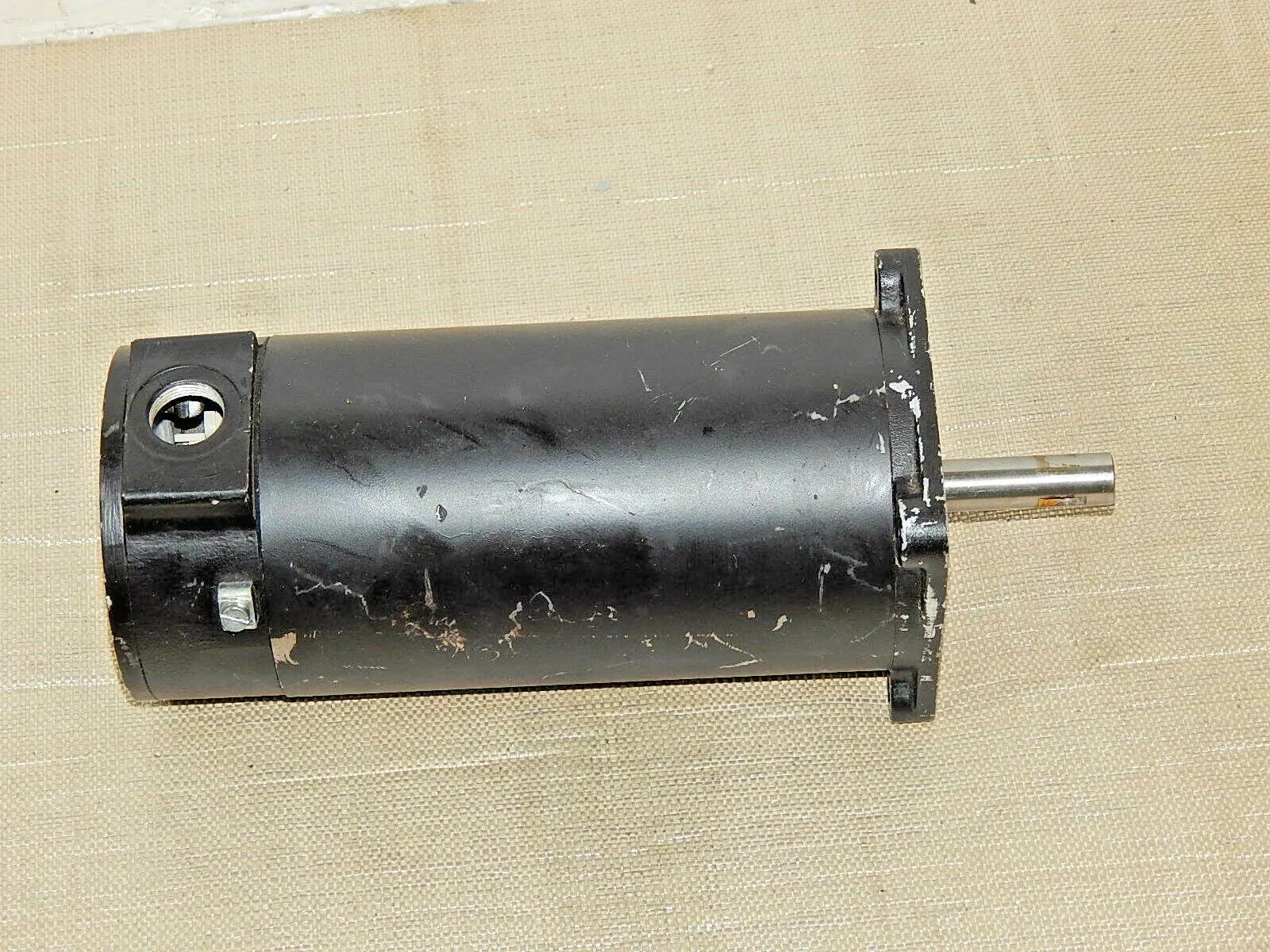 Produktfoto 1 von Berger Lahr  RDM 51122/50 LNB Schrittmotor  used
