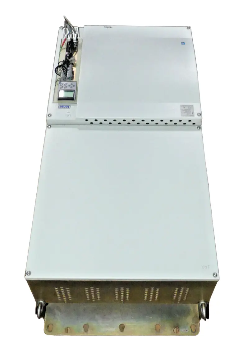 Produktfoto 1 von LENZE 9300 VECTOR  EVF9337-EVV240 160/200 kW s.Bilder