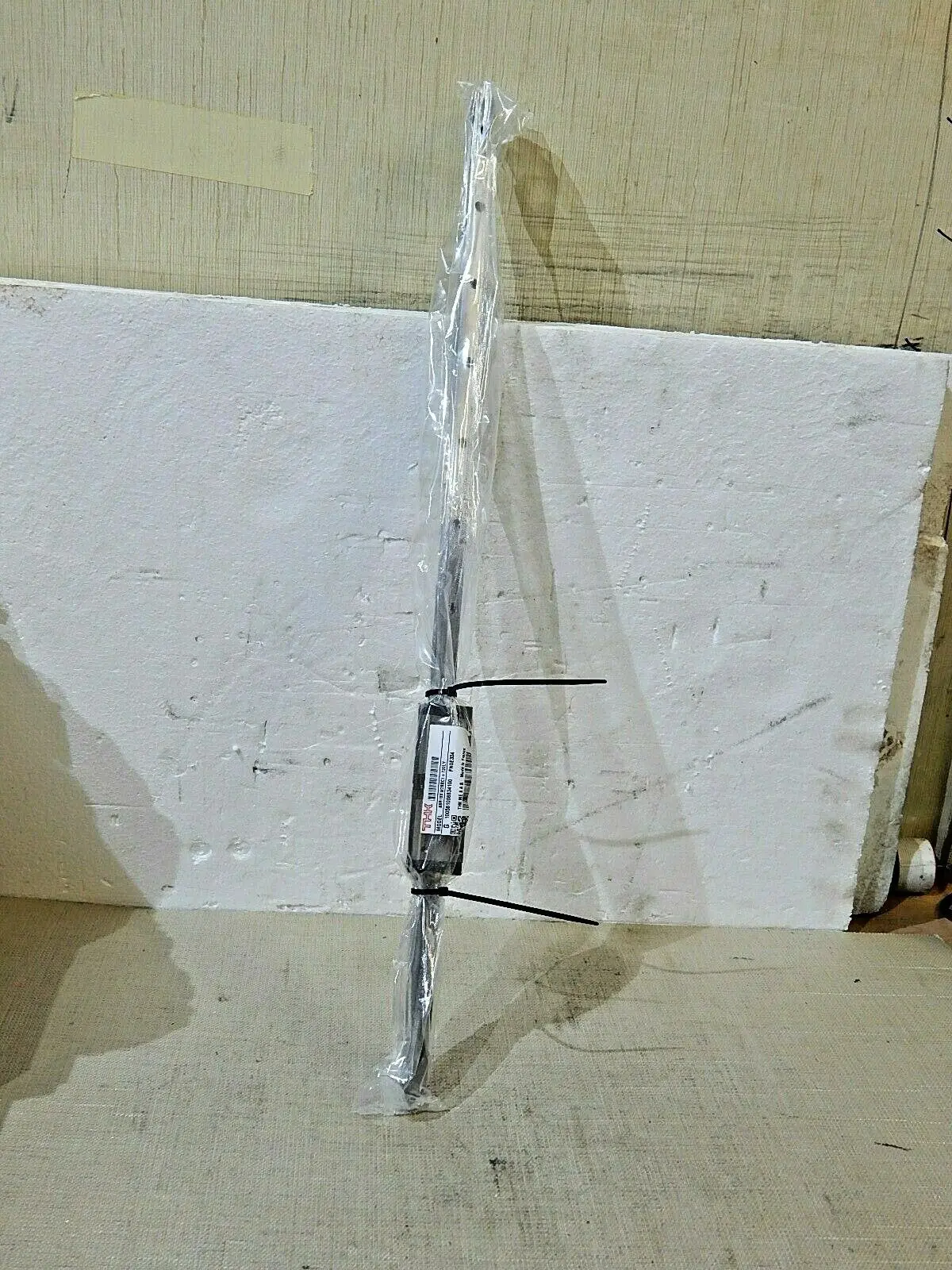 Produktfoto 1 von THK  SSR15XW2SSC1+720LY  Linear Unit New