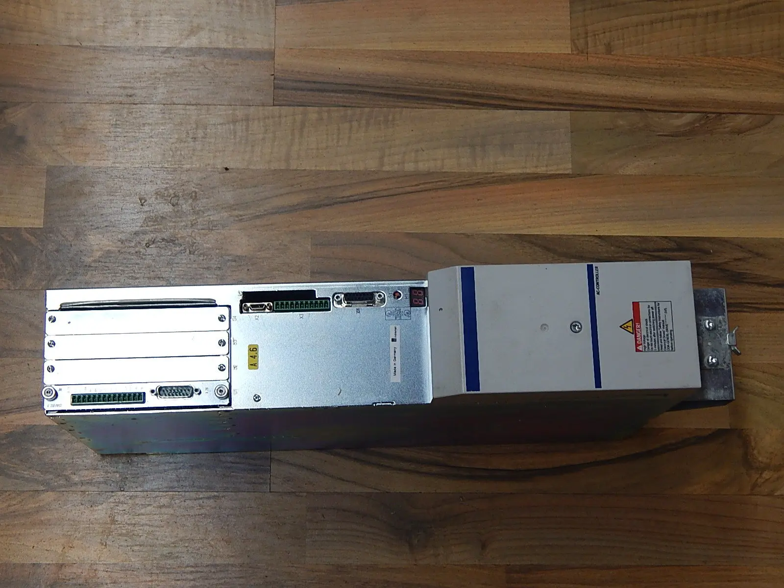 Produktfoto 1 von Indramat Rexroth AC-Controller HDS03.2-W100N-HA01-01-FW   Used