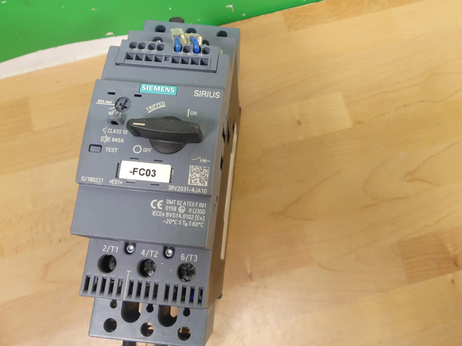 Produktfoto 1 von Siemens 3RV2031-4JA10 Leistungsschalter 54-65A used