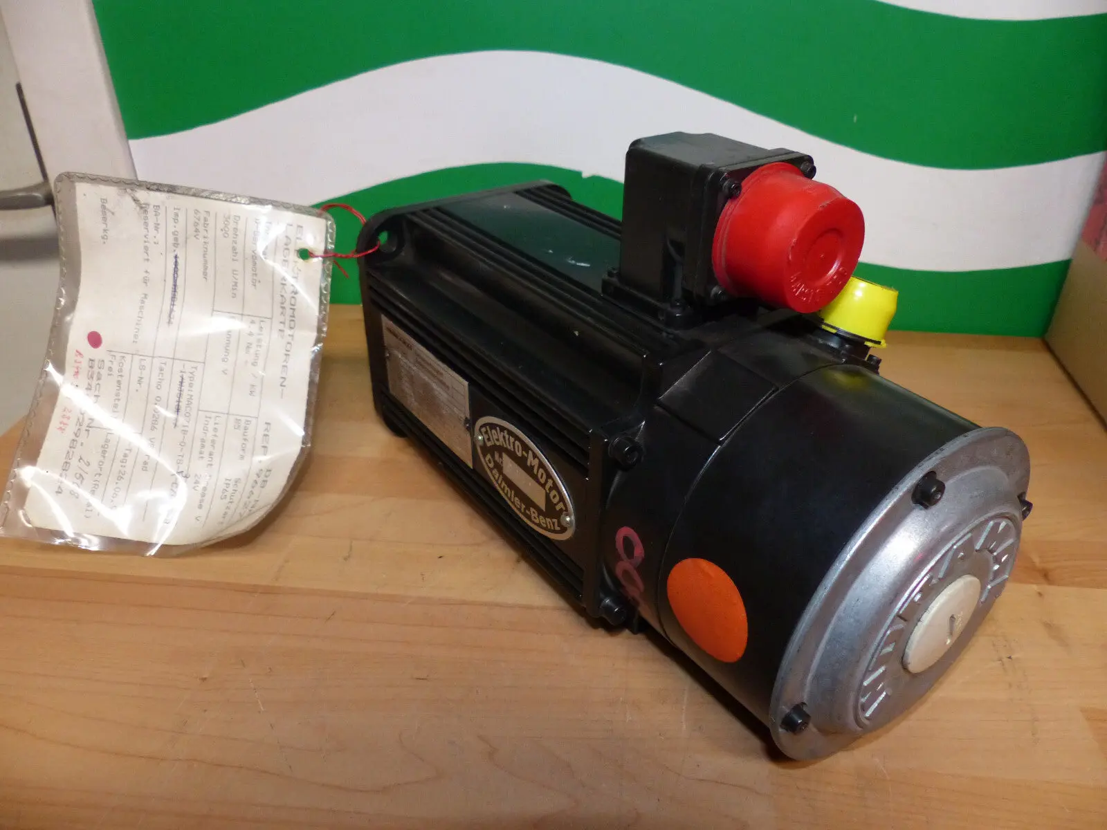 Produktfoto 1 von Indramat Permanentmagnetmotor MAC071B-0-TS-3-C/095-B-1 used