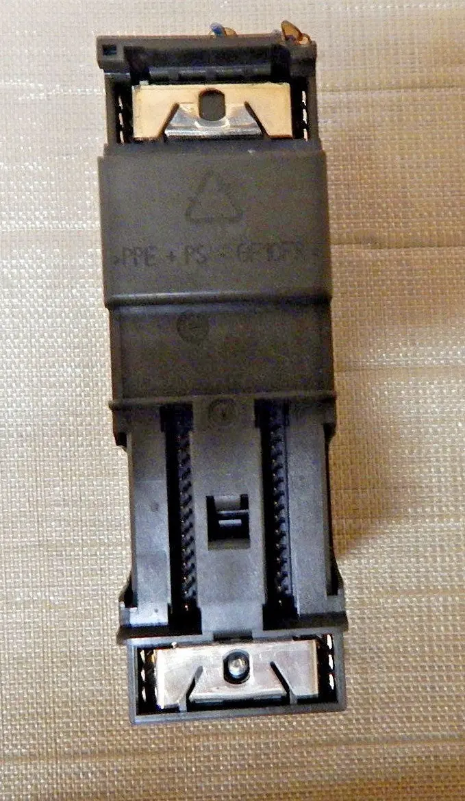 Produktfoto 1 von Siemens 6ES7322-1BH01-0AA0 Digitalausgabe E-Stand 03 Used