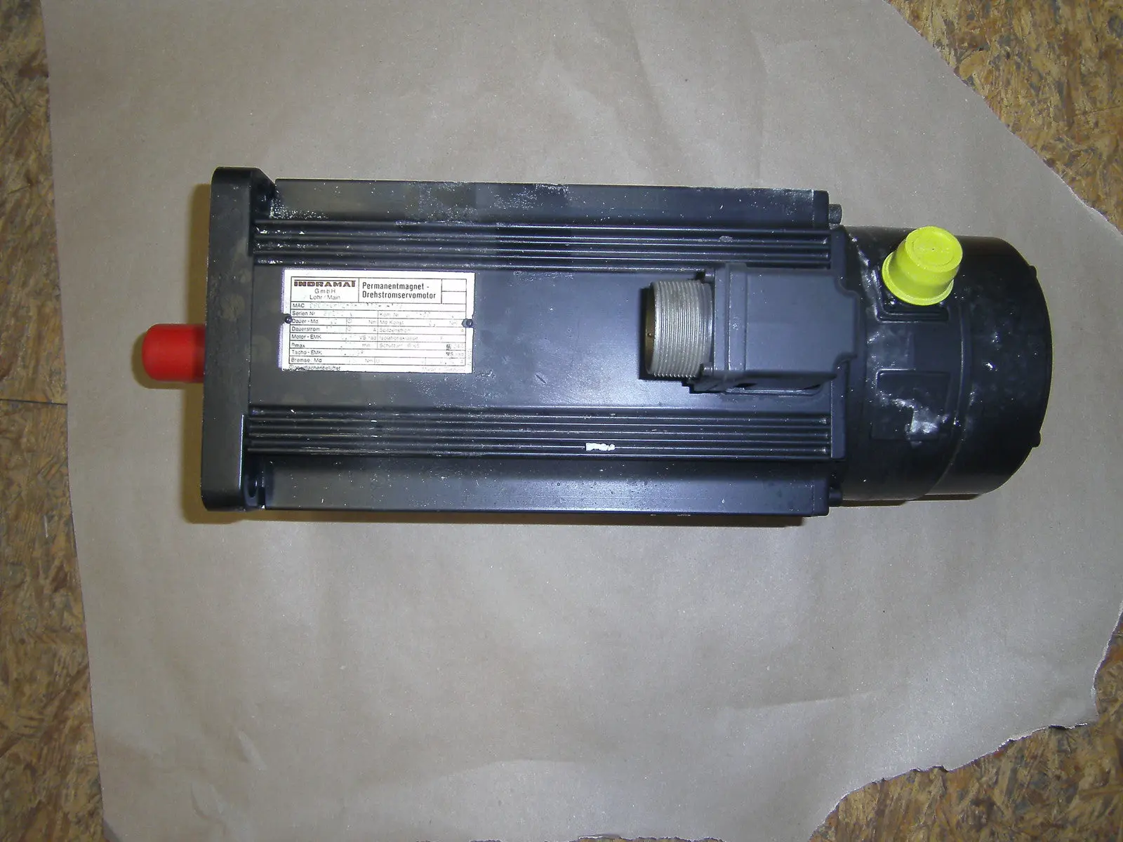 Produktfoto 1 von Indramat Permanentmagnet Drehstromservomotor MAC090B-0-PD-3-C/110-A-1//