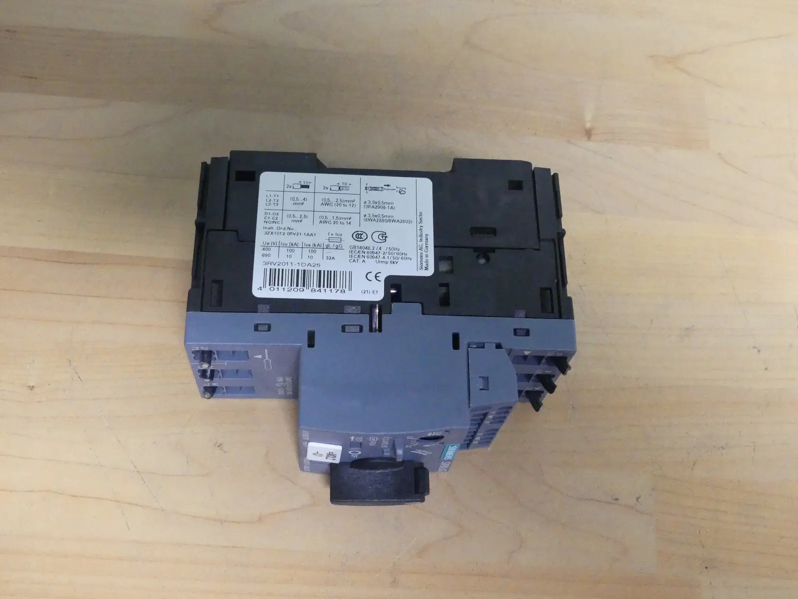 Produktfoto 1 von SIEMENS 3RV2011-1DA25 SIRIUS