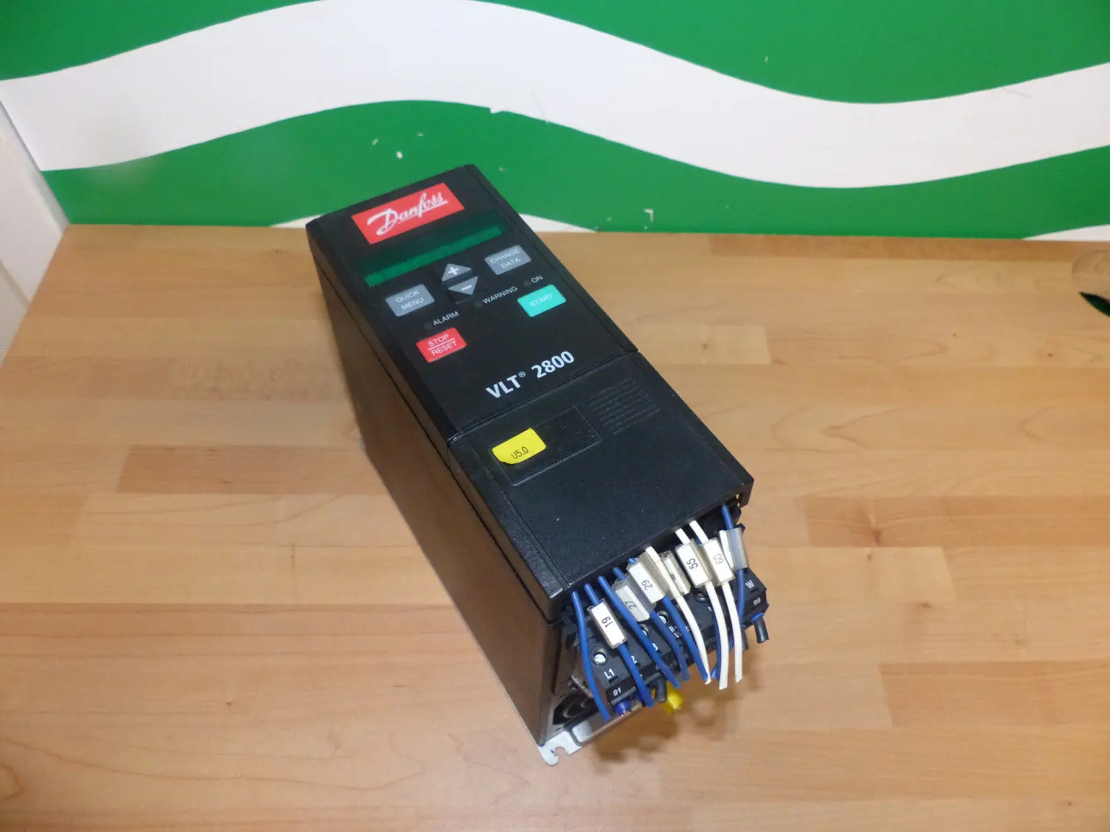 Produktfoto 1 von Danfoss VLT 2800 VLT2805PT4B20SBR1DBF00A00