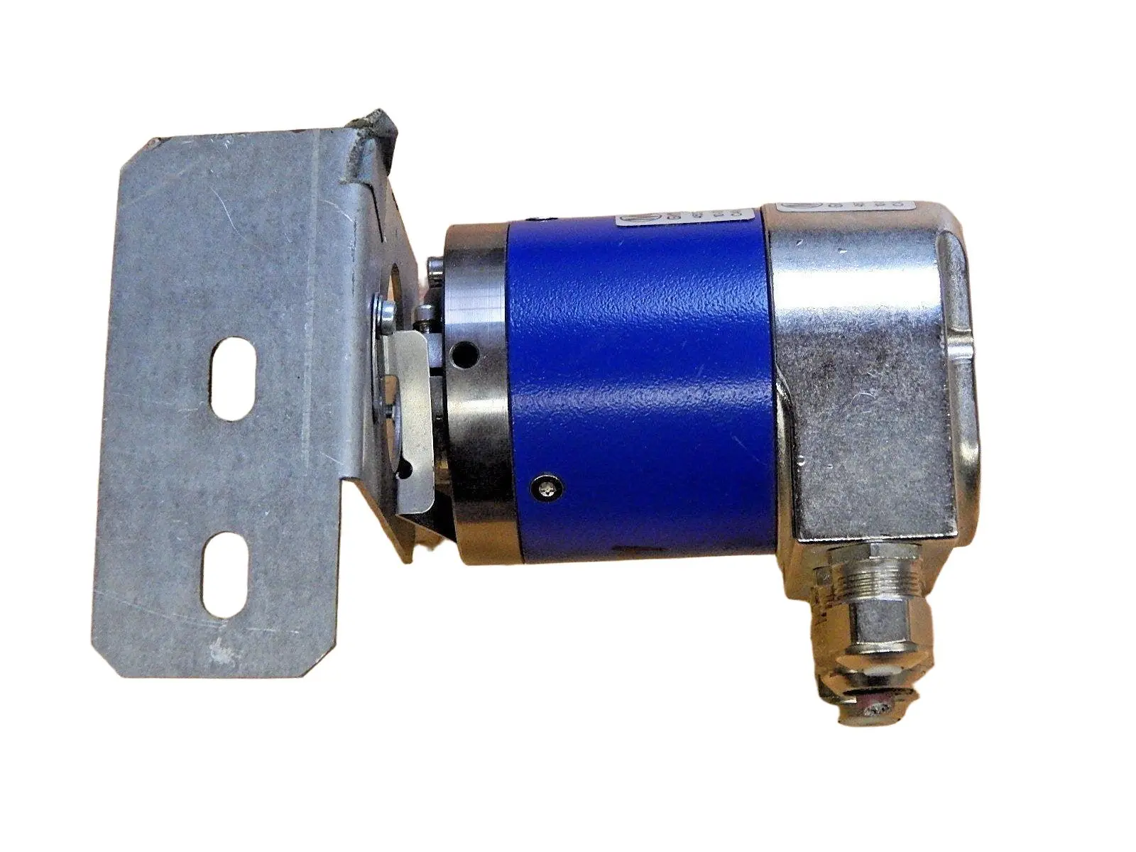 Produktfoto 1 von Baumer GXMMS.0205P33  453761   10-30VDC CANOpen Drehgeber