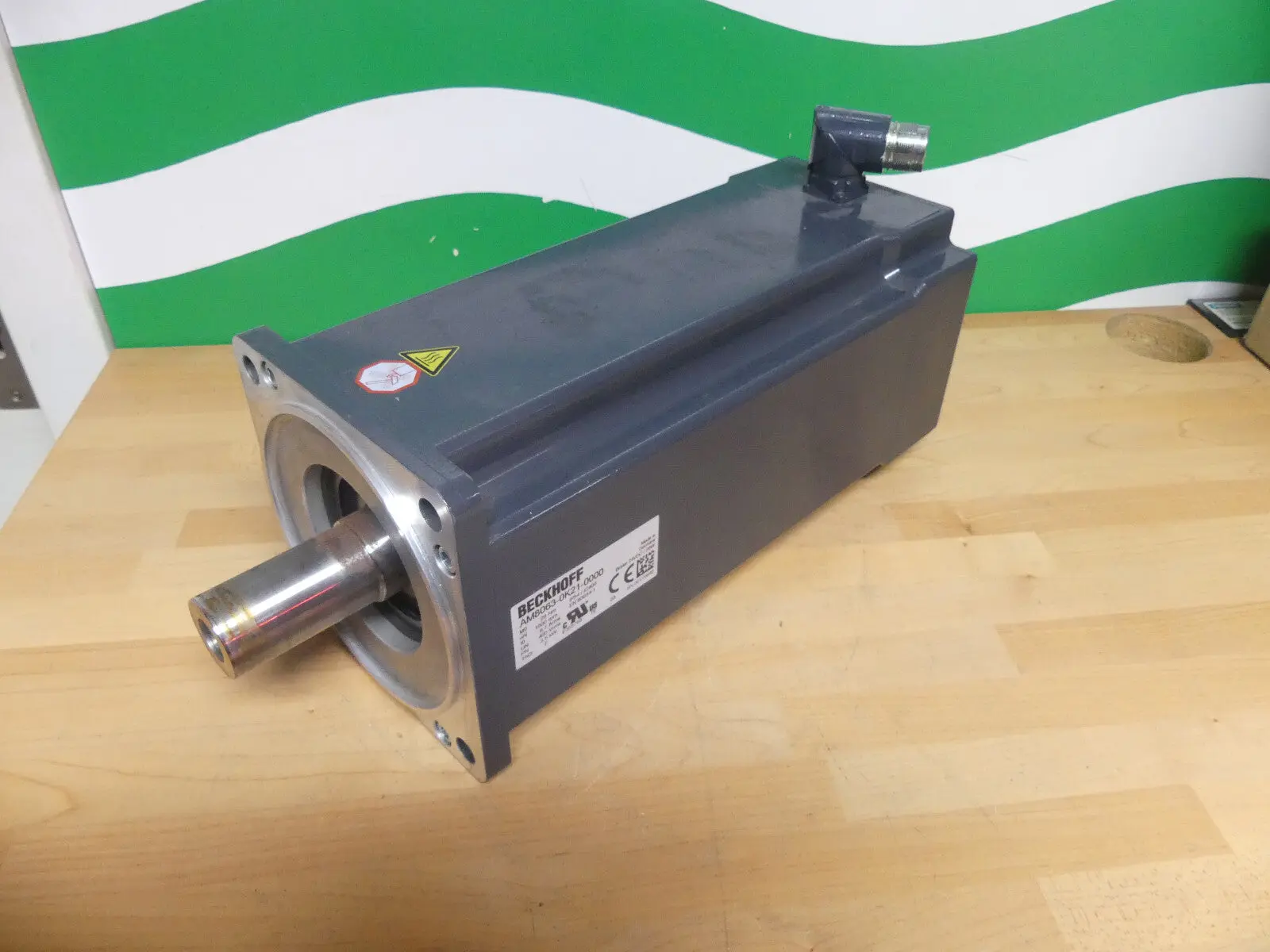 Produktfoto 1 von Beckhoff AM8063-0K21-0000