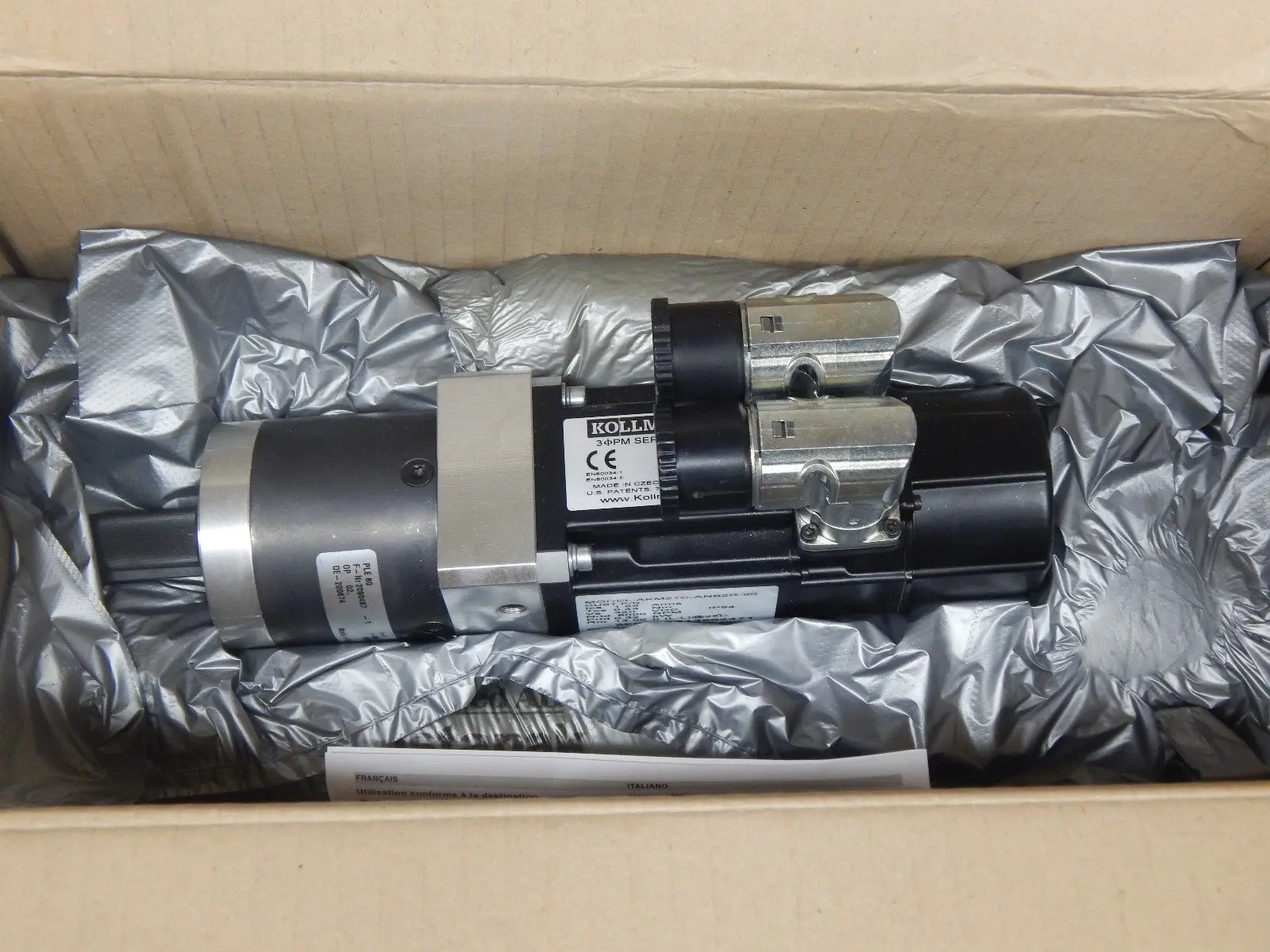 Produktfoto 1 von Kollmorgen  SERVOMOTOR AKM21C-ANB2R-00 + NEUGART PLE 60 /SERVO MOTOR