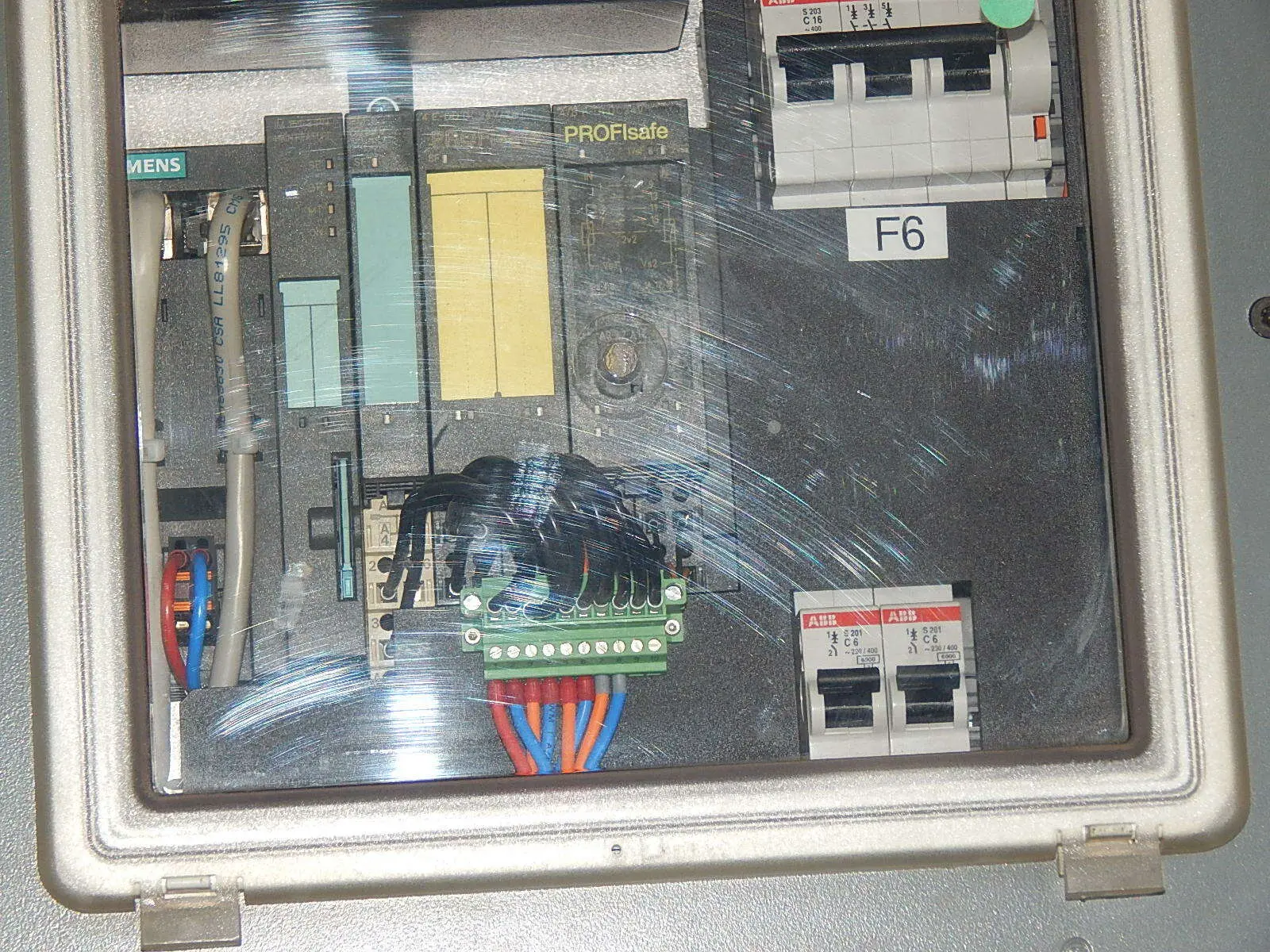Produktfoto 1 von SEW EURODRIVE MOVIPRO Feldumrichter PHC22A-A110M1-E10S-01 s.Bilder