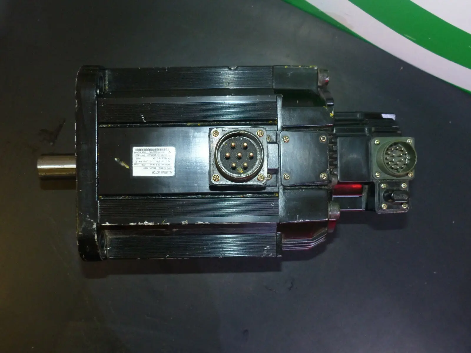 Produktfoto 1 von Yaskawa SGMGH-44A2A-YR14