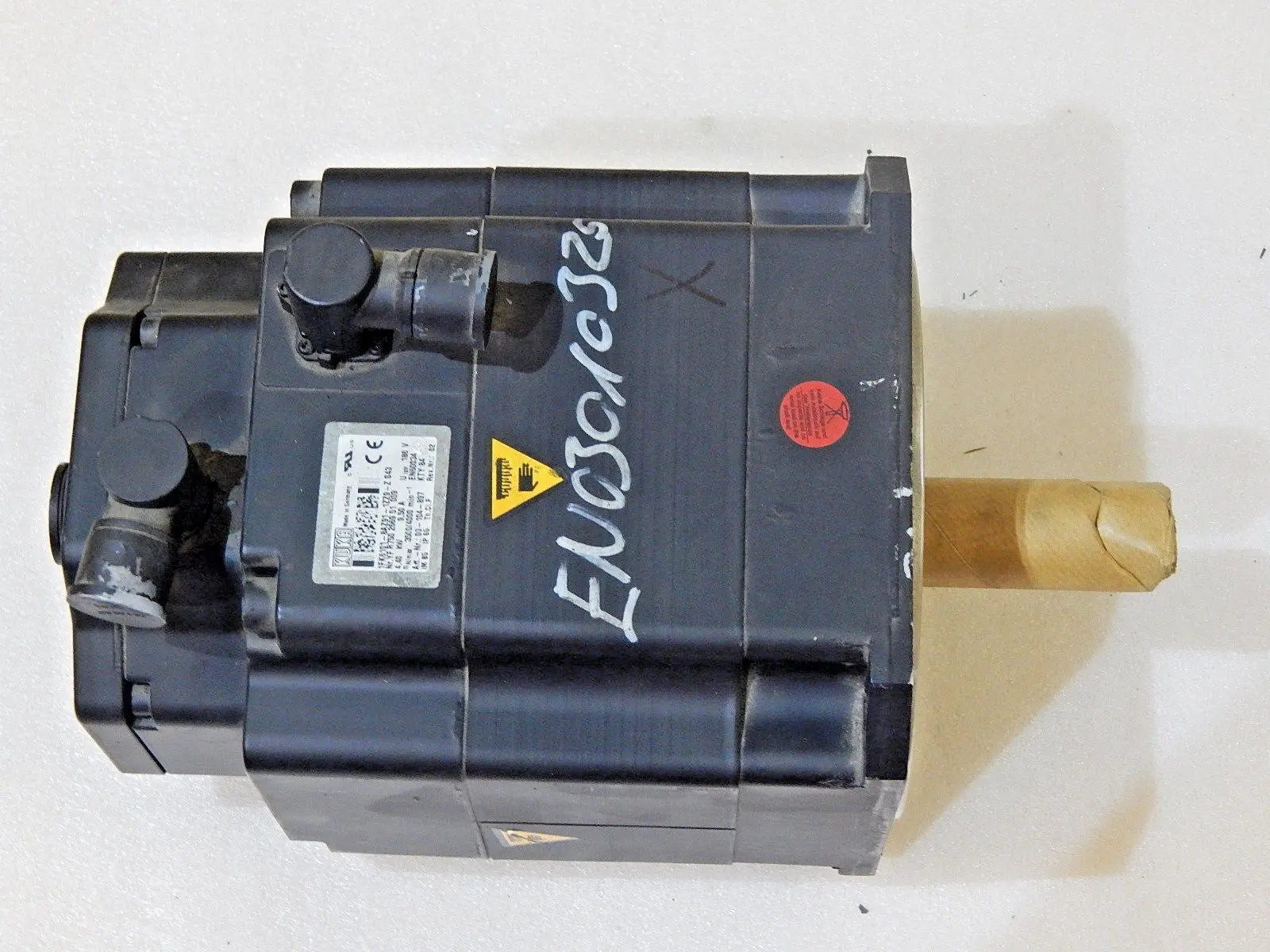 Produktfoto 1 von KUKA SERVOMOTOR 1FK6101-8AZ91-1ZZ9-Z S43 4.4KW
