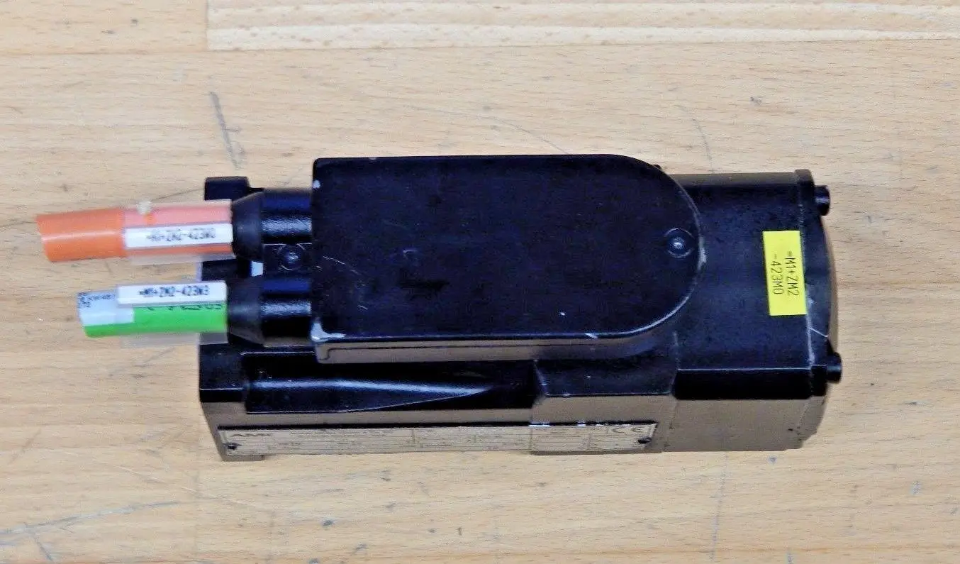 Produktfoto 1 von AMK Servomotor DT3-0.5-10-RB0 Used
