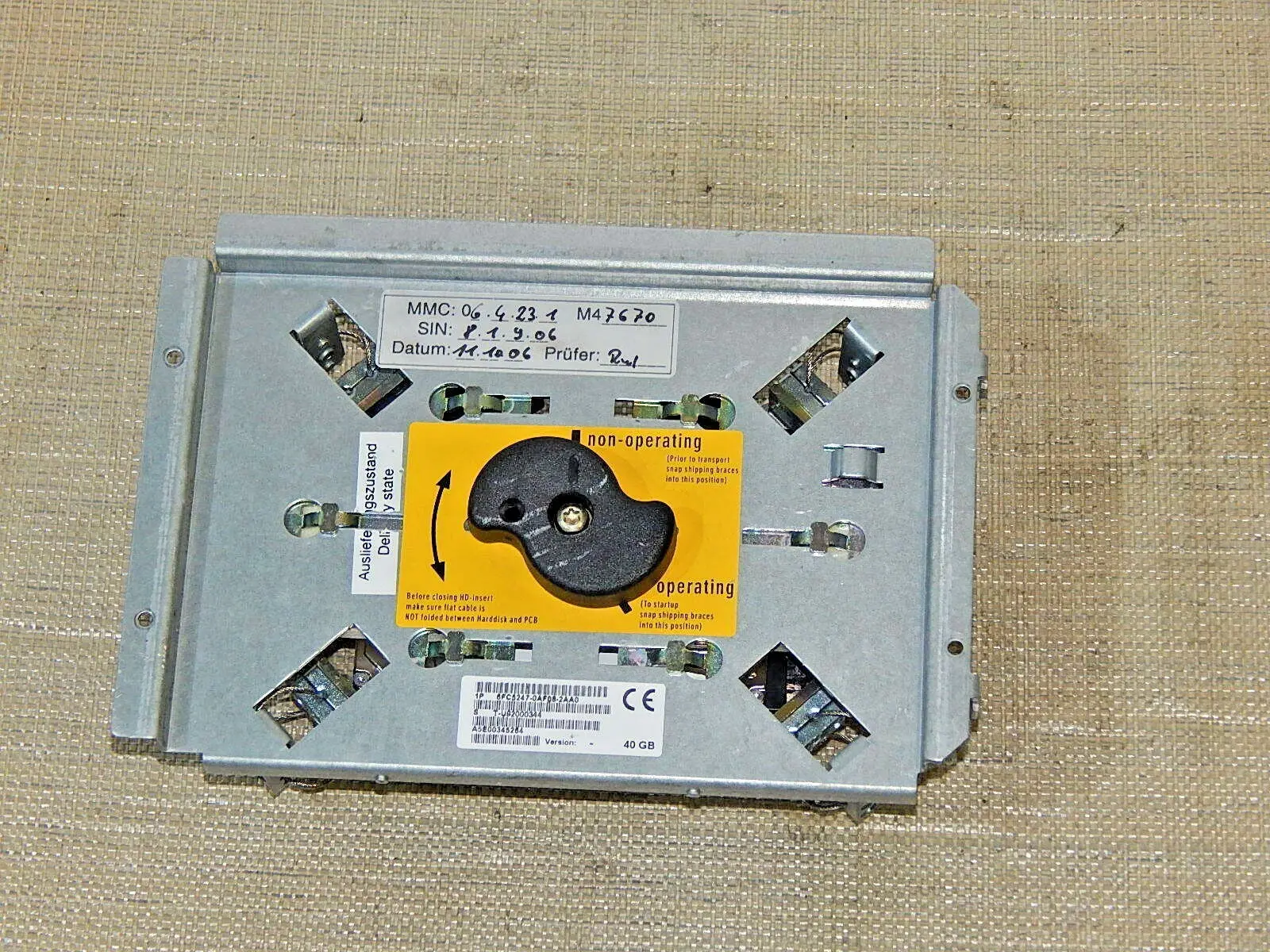 Produktfoto 1 von Siemens 6FC5247-0AF08-2AA0 Festplatte 40GB  used