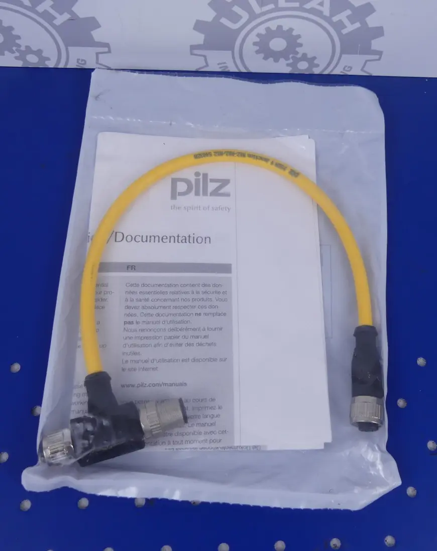 Produktfoto 1 von Pilz PSEN Y junction M12-M12/M12 540328