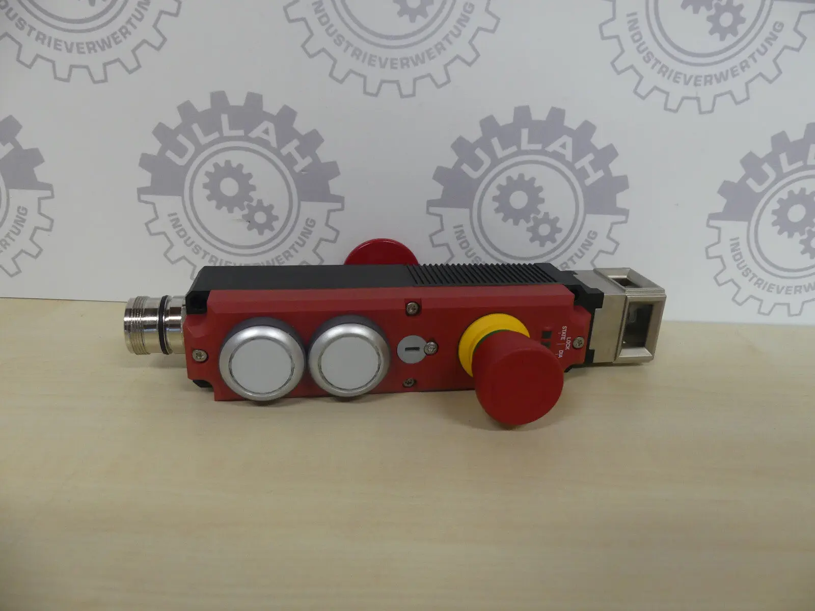 Produktfoto 1 von EUCHNER CTP-L1-AR-U-HA-AEE-SH-137164