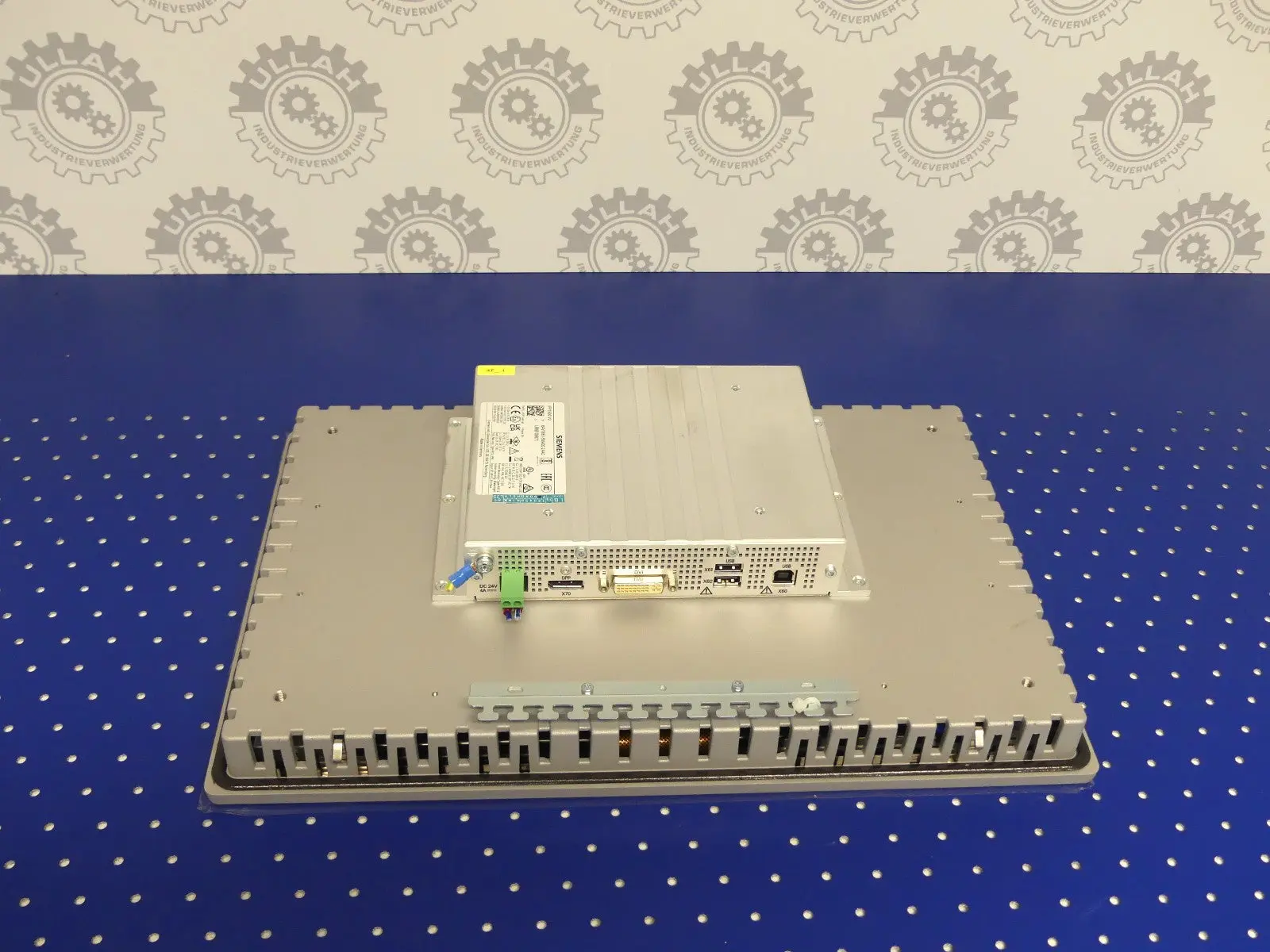 Produktfoto 1 von SIEMENS IFP1500 V2 6AV7863-5MA00-2AA0