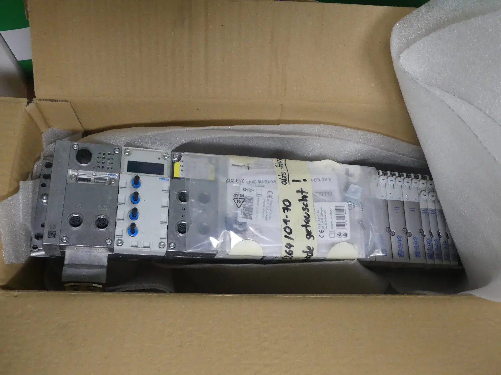 Produktfoto 1 von Festo CPX-FB33 CPX-M-VMPA-FB VMPA-VMPA-VMPA-FB-VMPA1 Ventilinsel s.Bilder