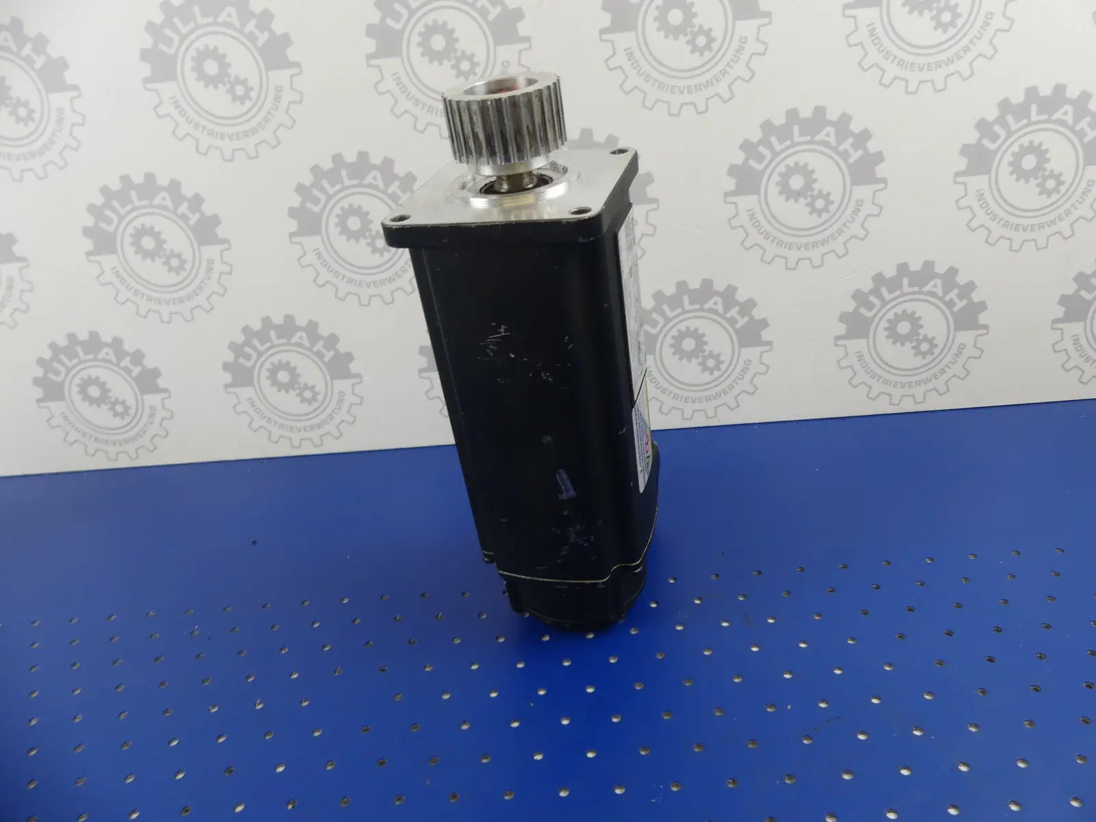 Produktfoto 1 von Rexroth MSK040C-0600-NN-M1-UG1-NNNN