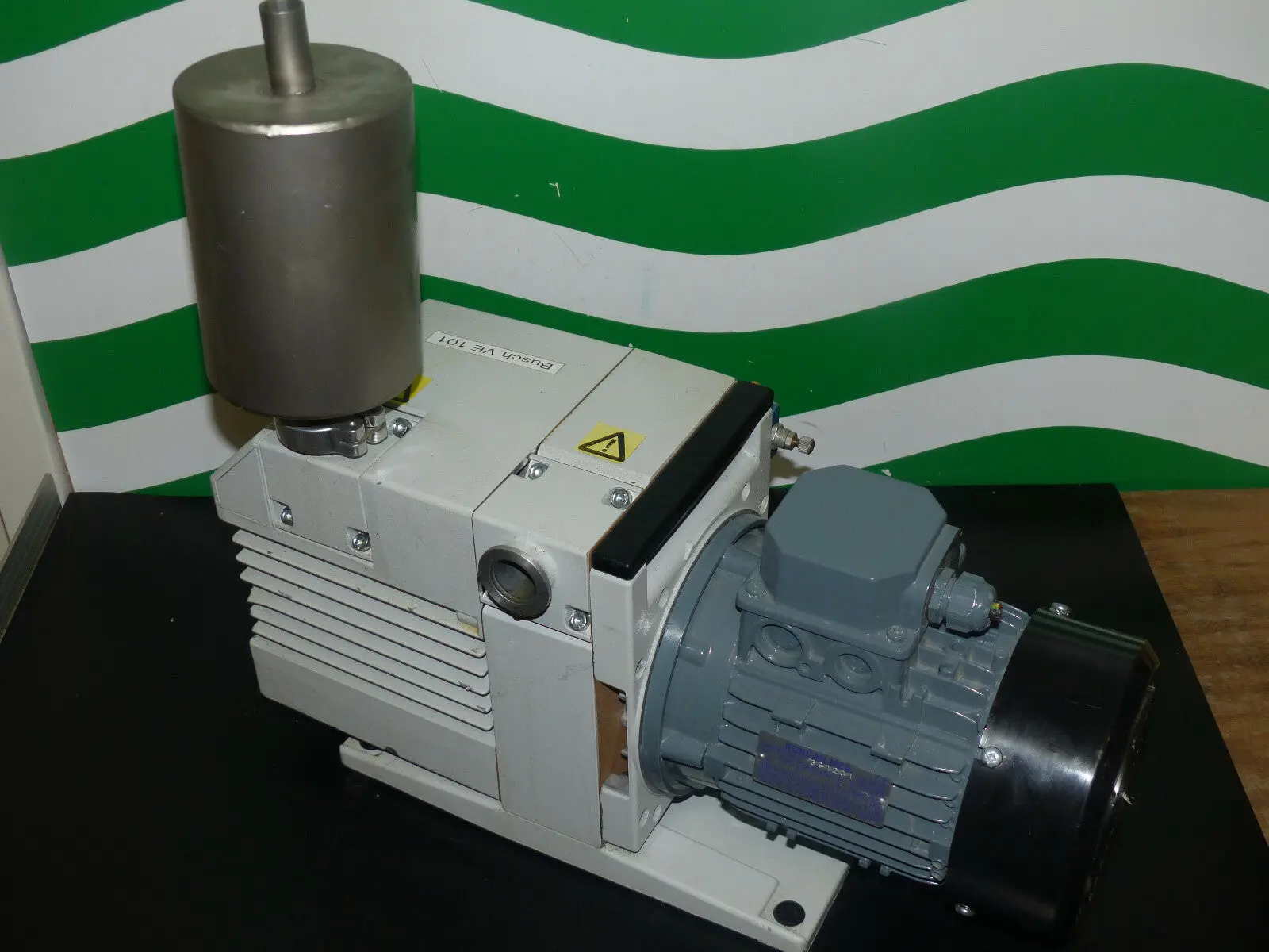 Produktfoto 1 von Oerlikon Trivac D16B