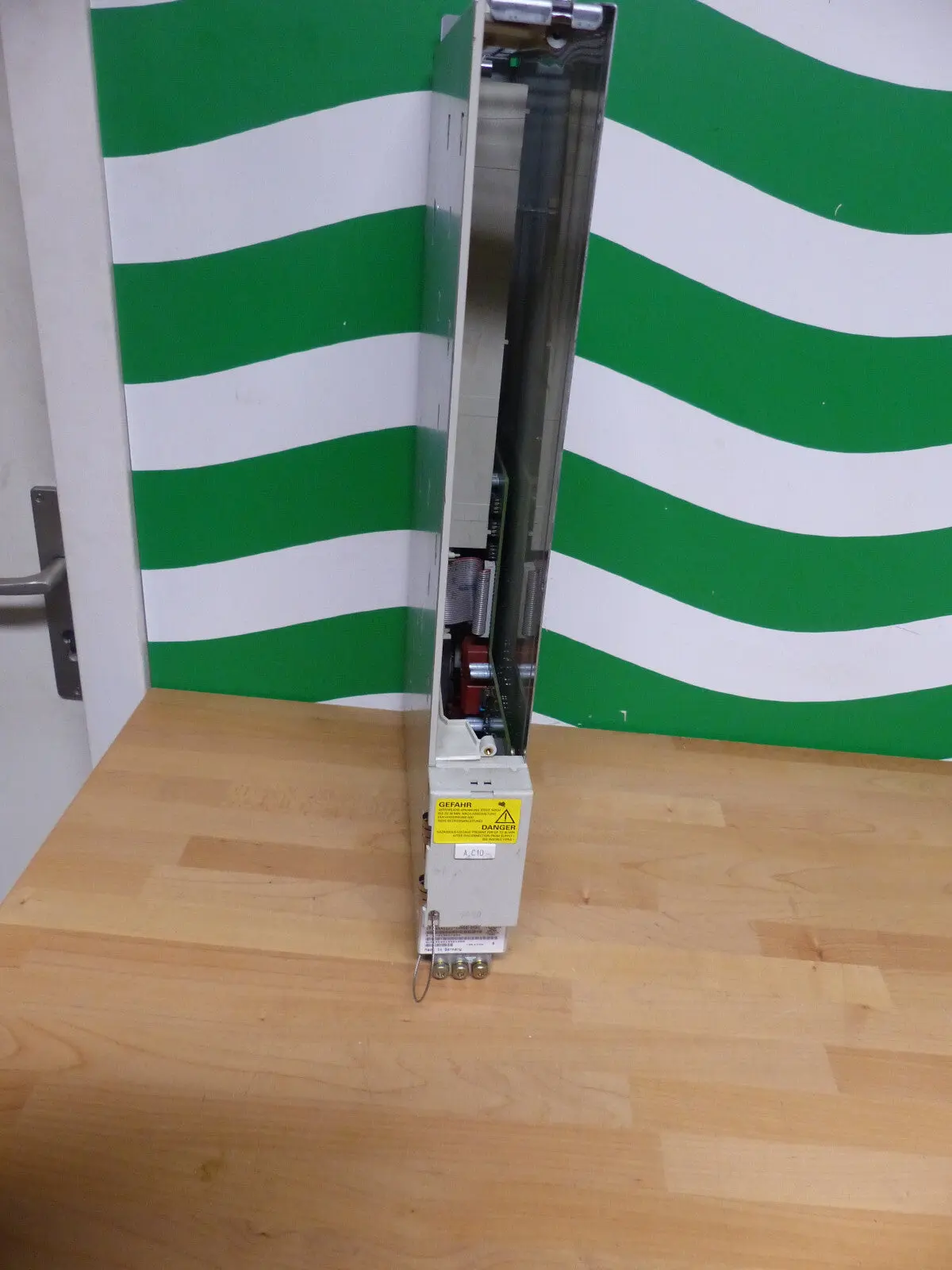 Produktfoto 1 von Siemens Simodrive LT-Modul INT. 8A 6SN1123-1AA00-0HA1