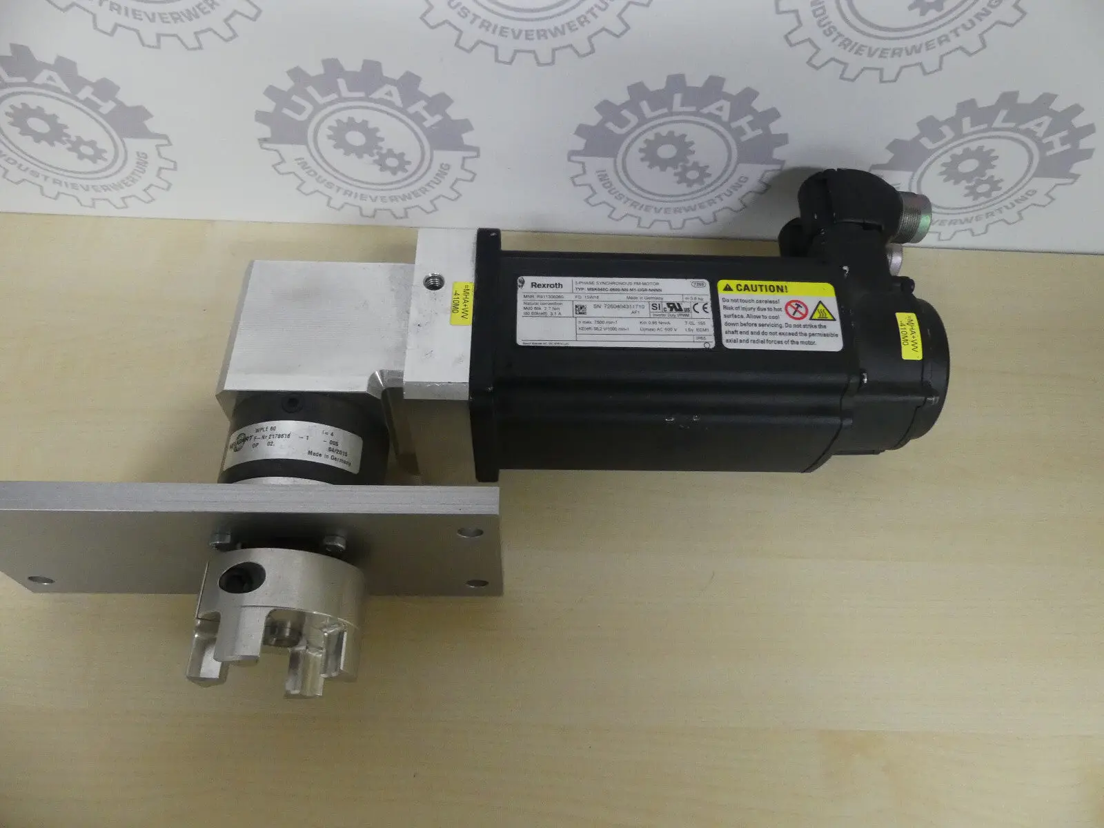 Produktfoto 1 von REXROTH MSK040C-0600-NN-M1-UGO-NNNN + NEUGART WPLE60 i=4