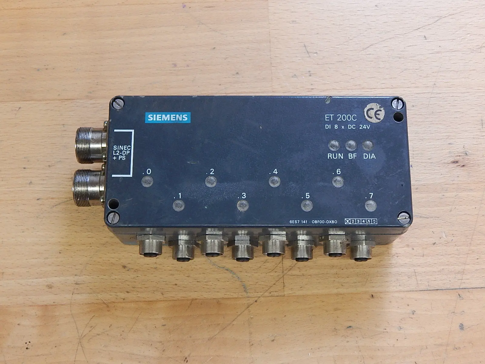 Produktfoto 1 von SIEMENS ET 200C 6ES7 141-0BF00-0XB0   Used