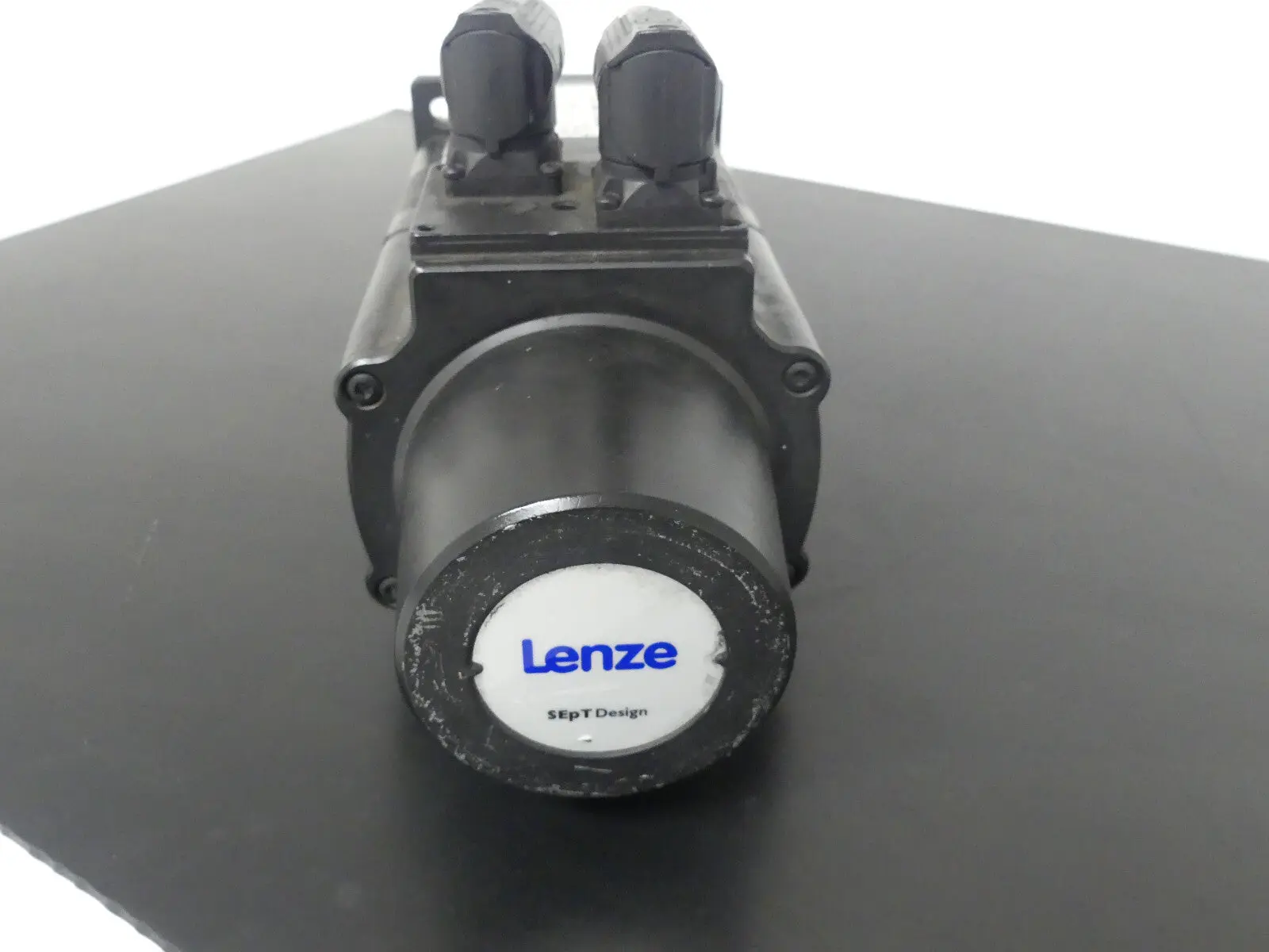 Produktfoto 1 von lenze MCS 12D20-SRSP2-A19N-ST5S00N-R0SU  MCS 12D20SRSP2A19NST5S00NR0SU used