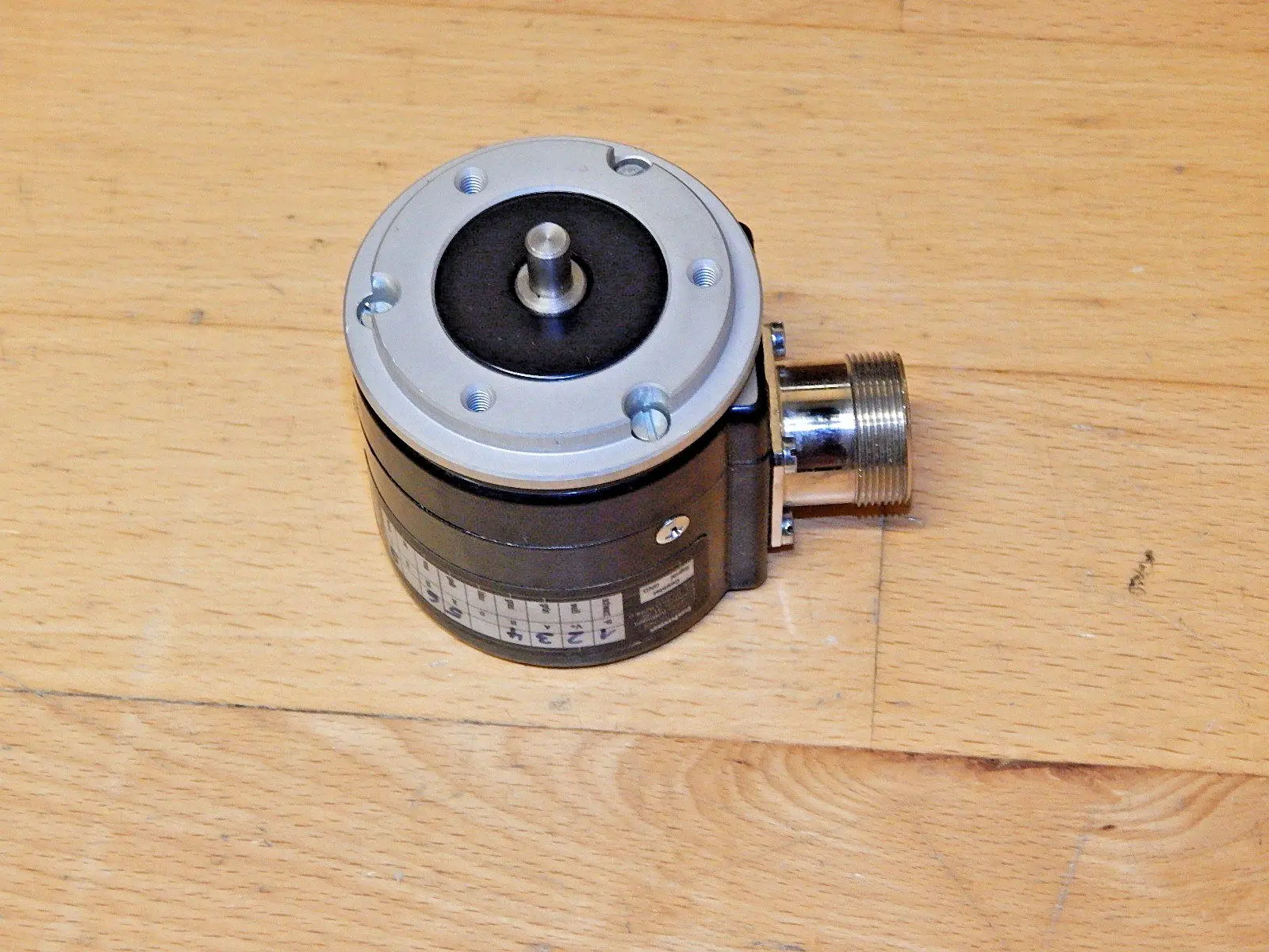 Produktfoto 1 von Hohner Drehimpulsgeber Drehgeber 10-23551r/1000 EM