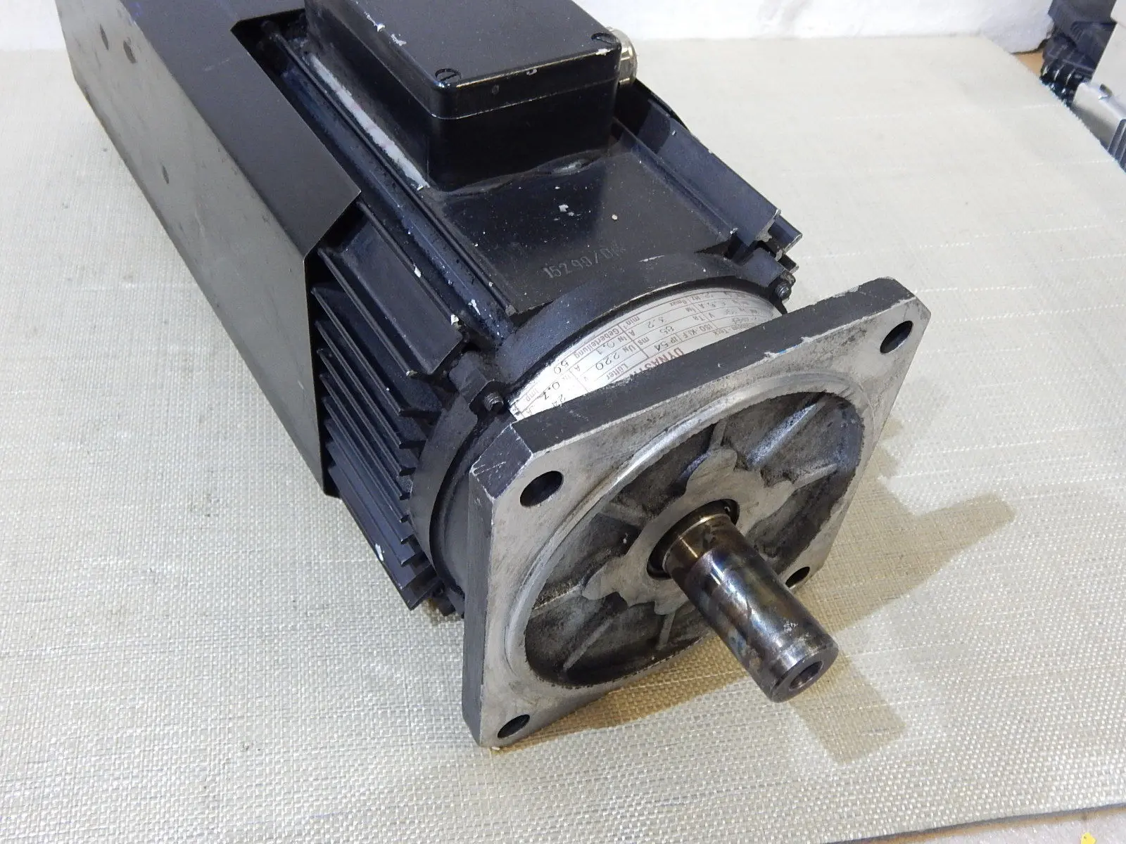 Produktfoto 1 von AMK Servomotor DV7-12-4MBF Asynchronmotor  Used