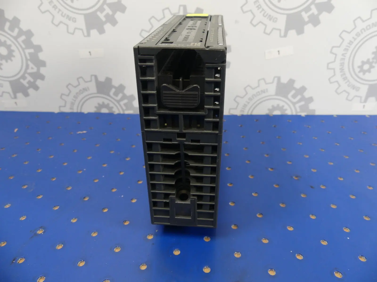 Produktfoto 1 von Siemens Simatic S7-300 Digital input module  6ES7 321-1BL00-0AA0