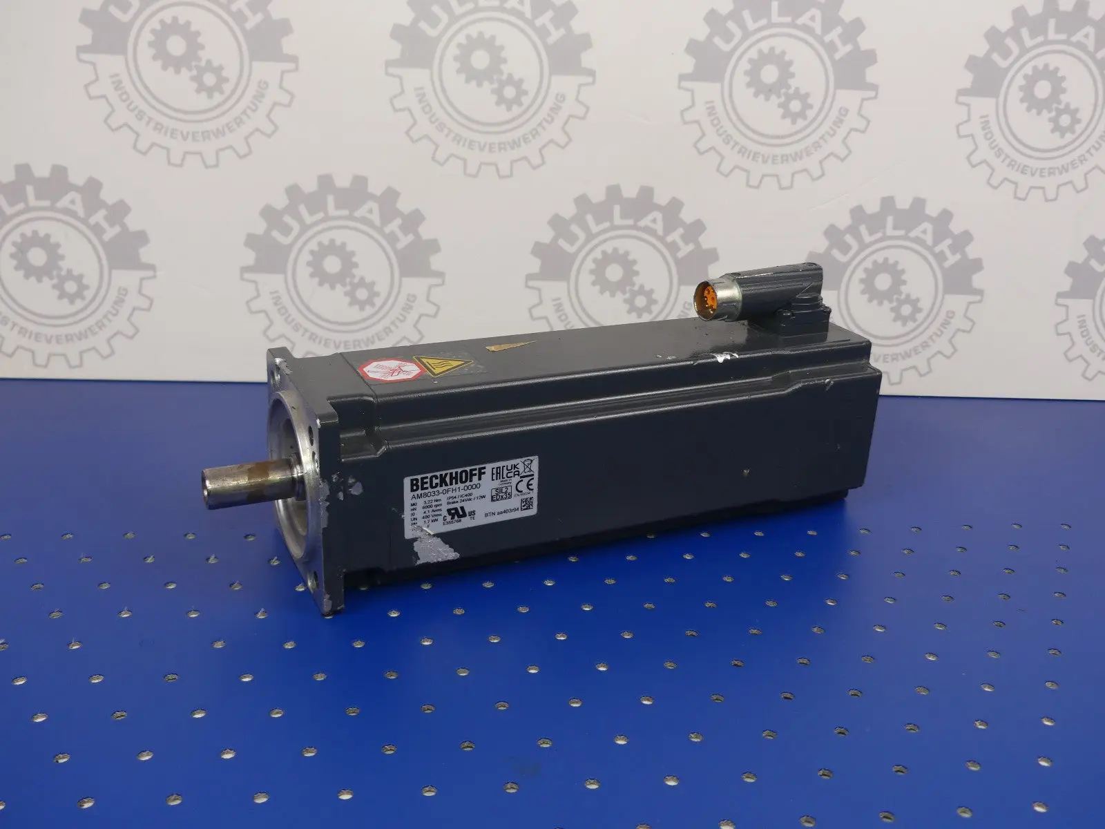 Produktfoto 1 von BECKHOFF AM8033-0FH1-0000