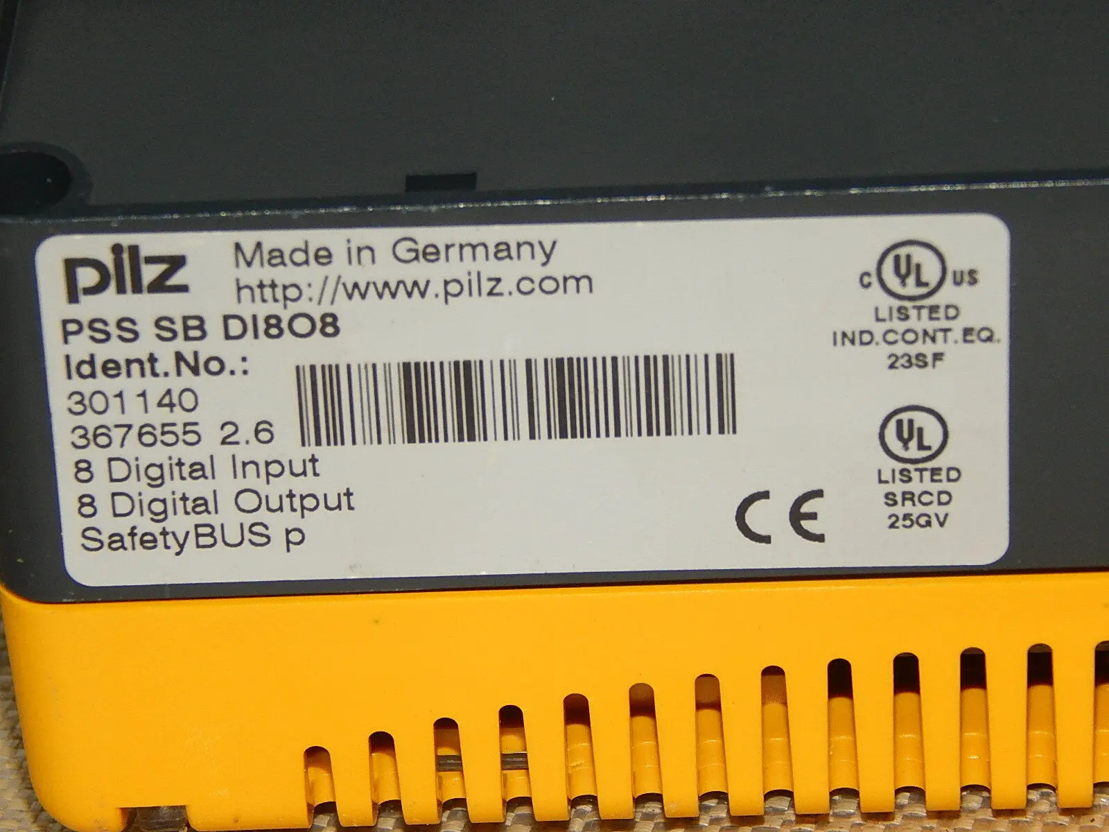 Produktfoto 1 von Pilz PSS SB DI8O8 SAFETY BUS p  Ident.No.:  301140 Used