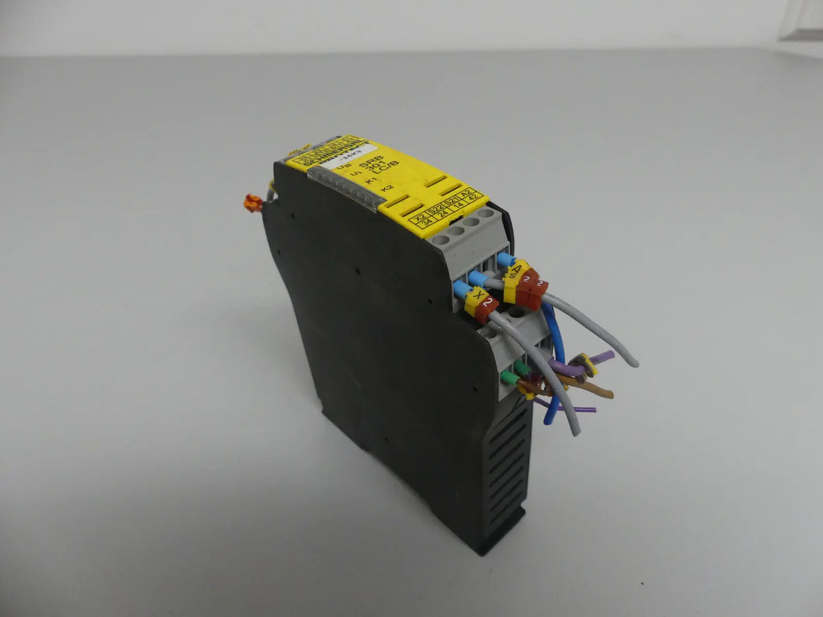 Produktfoto 1 von SCHMERSAL PROTECT SRB301LC/B-24V LEICHT BESCHÄDIGT, S. BILDER