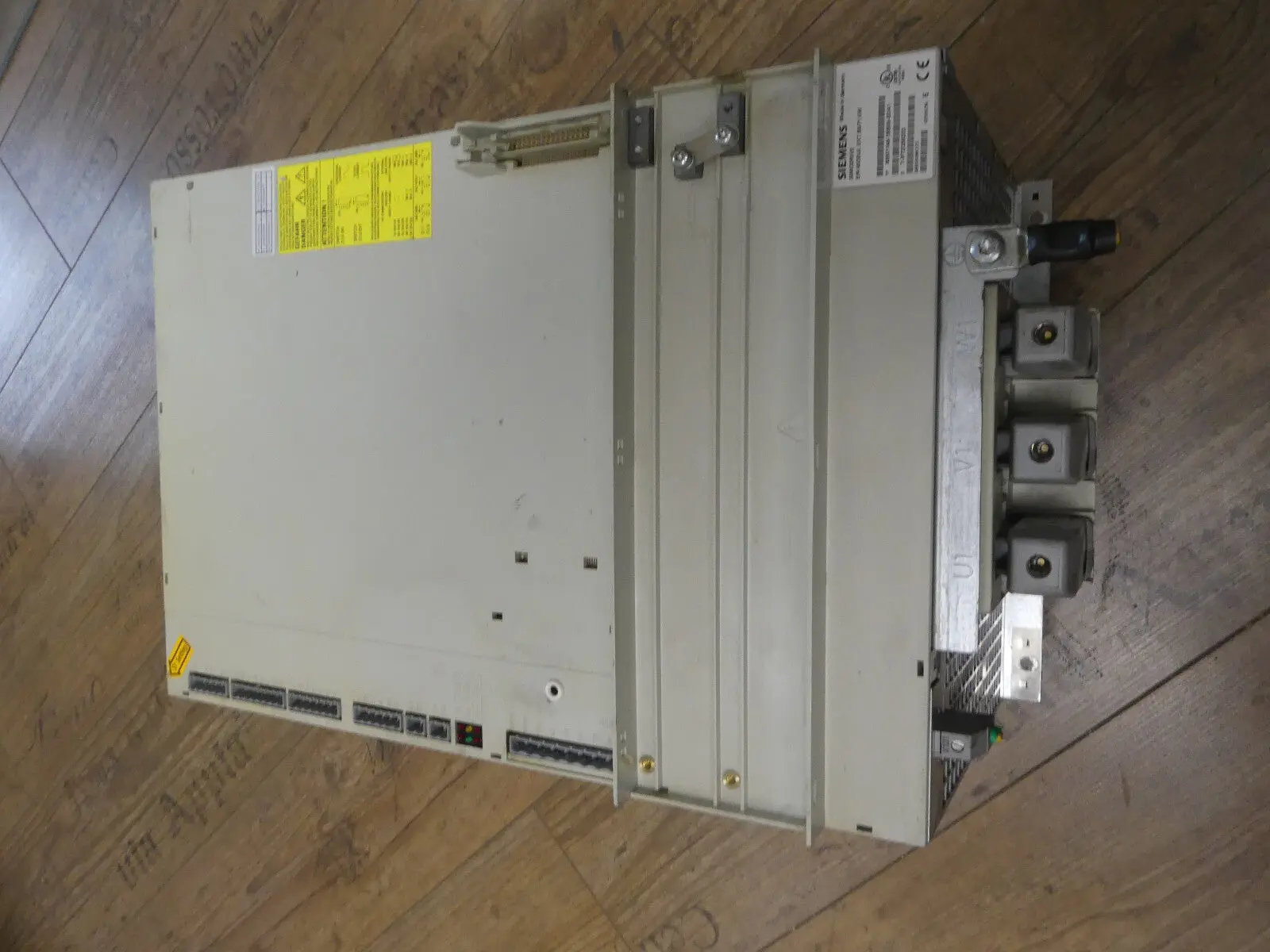 Produktfoto 1 von Siemens 6SN1146-1BB00-0DA1 Version E