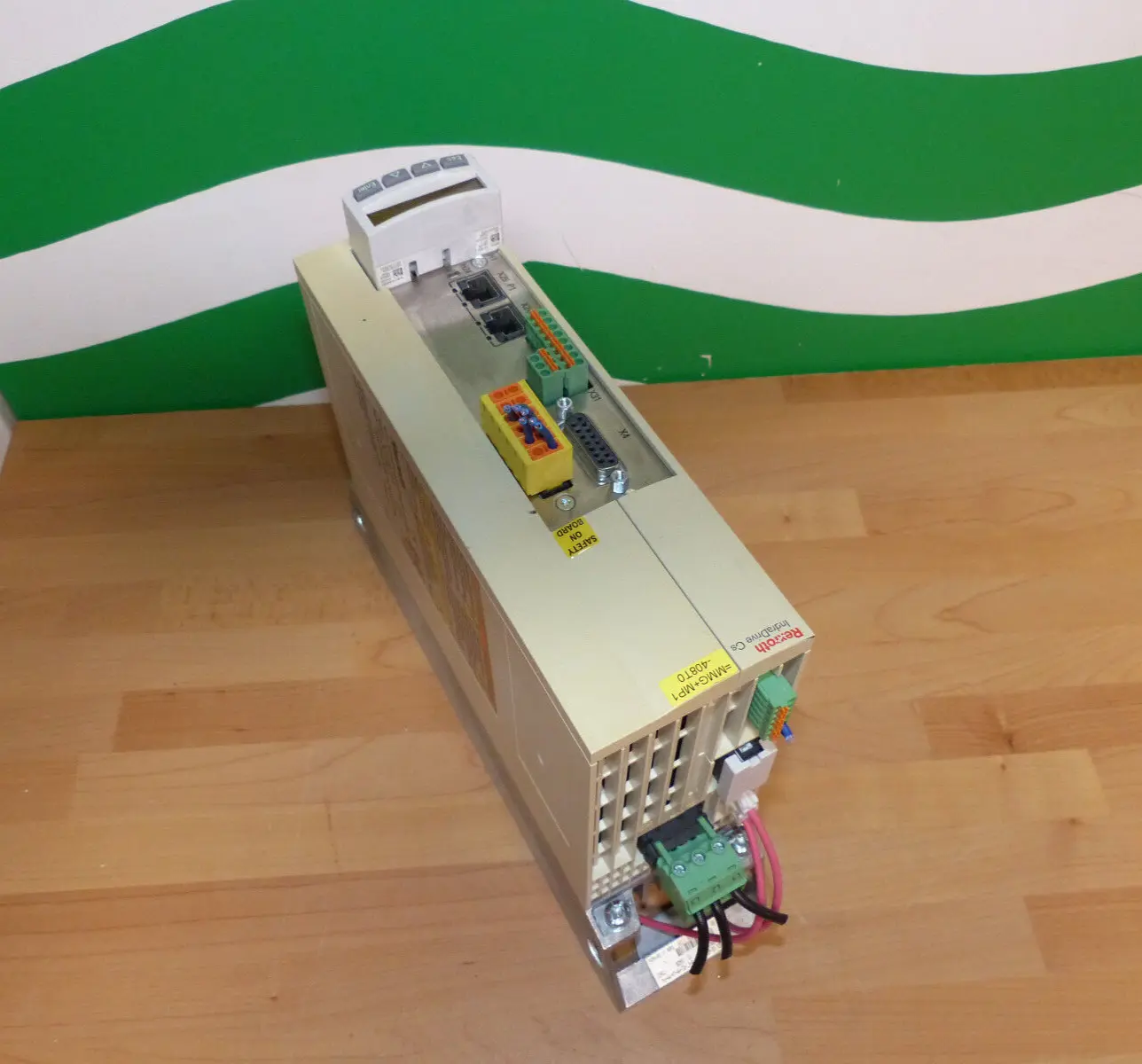 Produktfoto 1 von REXROTH HCS01.1E-W0018-A-03-B-ET-EC-NN-L4-NN-FW Servo drive
