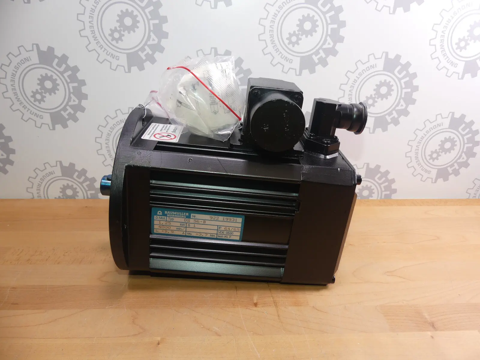 Produktfoto 1 von BAUMULLER DS56-B  DS 56-B Synchronous Motor