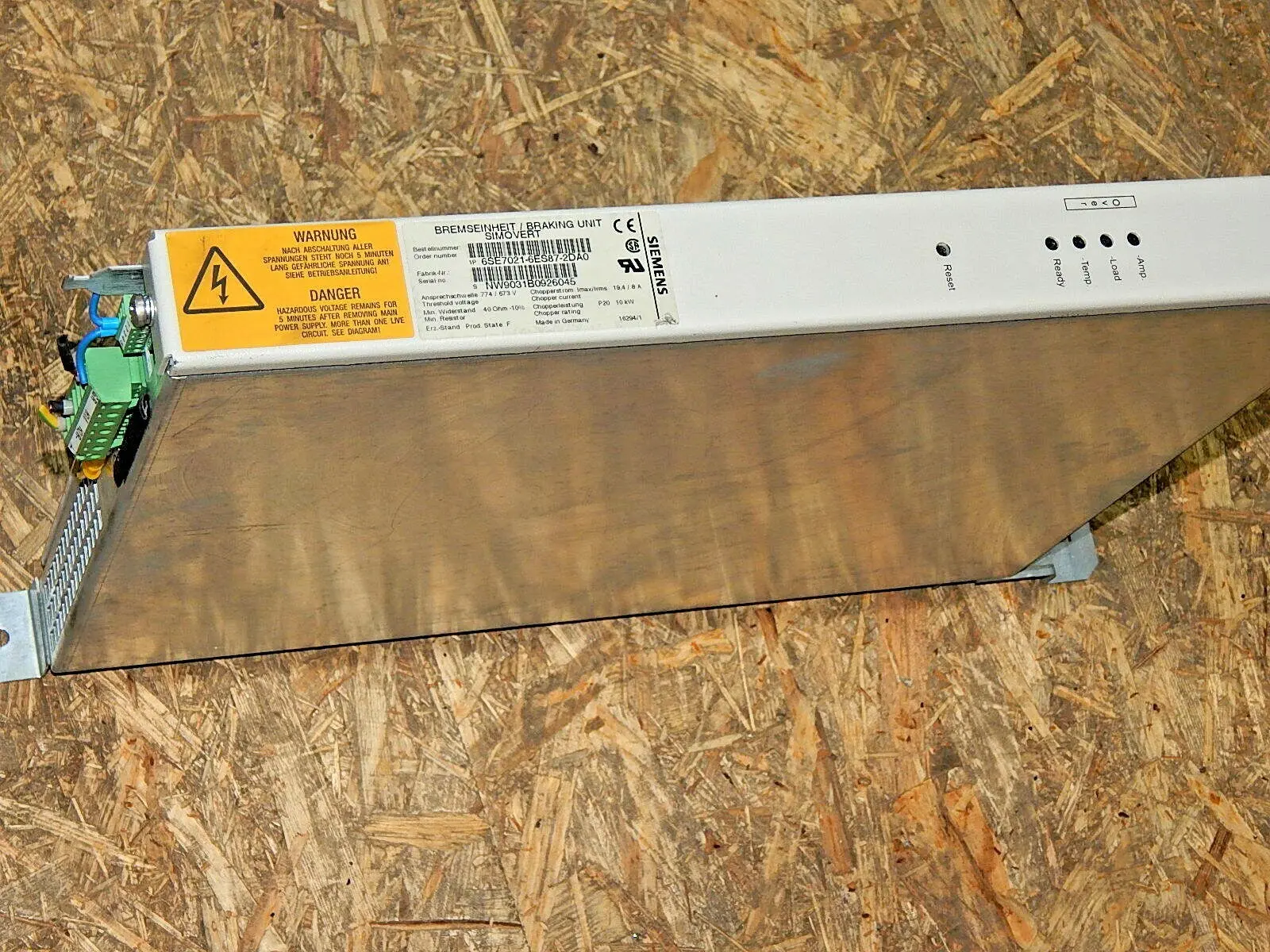 Produktfoto 1 von SIEMENS SIMOVERT Bremseinheit 6SE7021-6ES87-2DA0  Braking Unit used