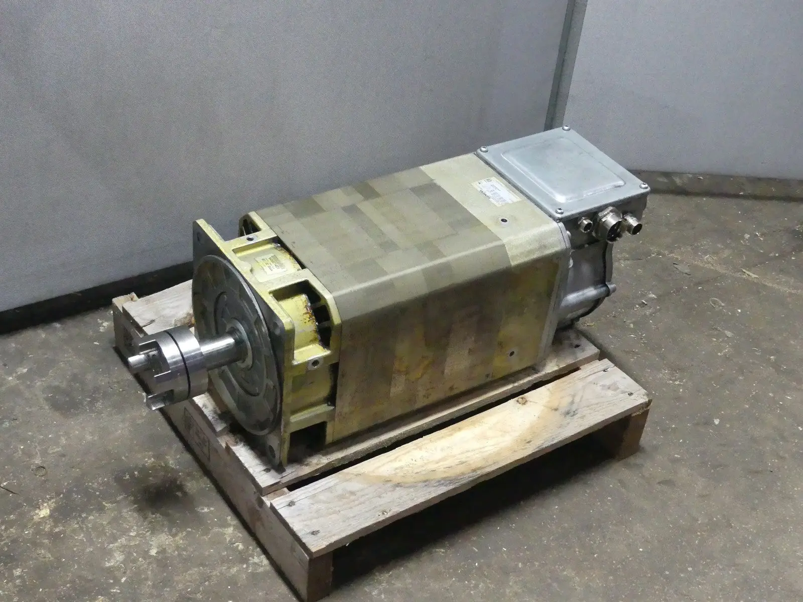 Produktfoto 1 von SIEMENS 1PH7137-2GG02-0CJ0