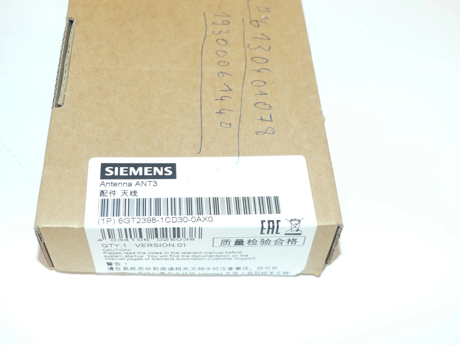 Produktfoto 1 von Siemens ANT3 Antenne 6GT2398-1CD30-0AX0 Vers.01