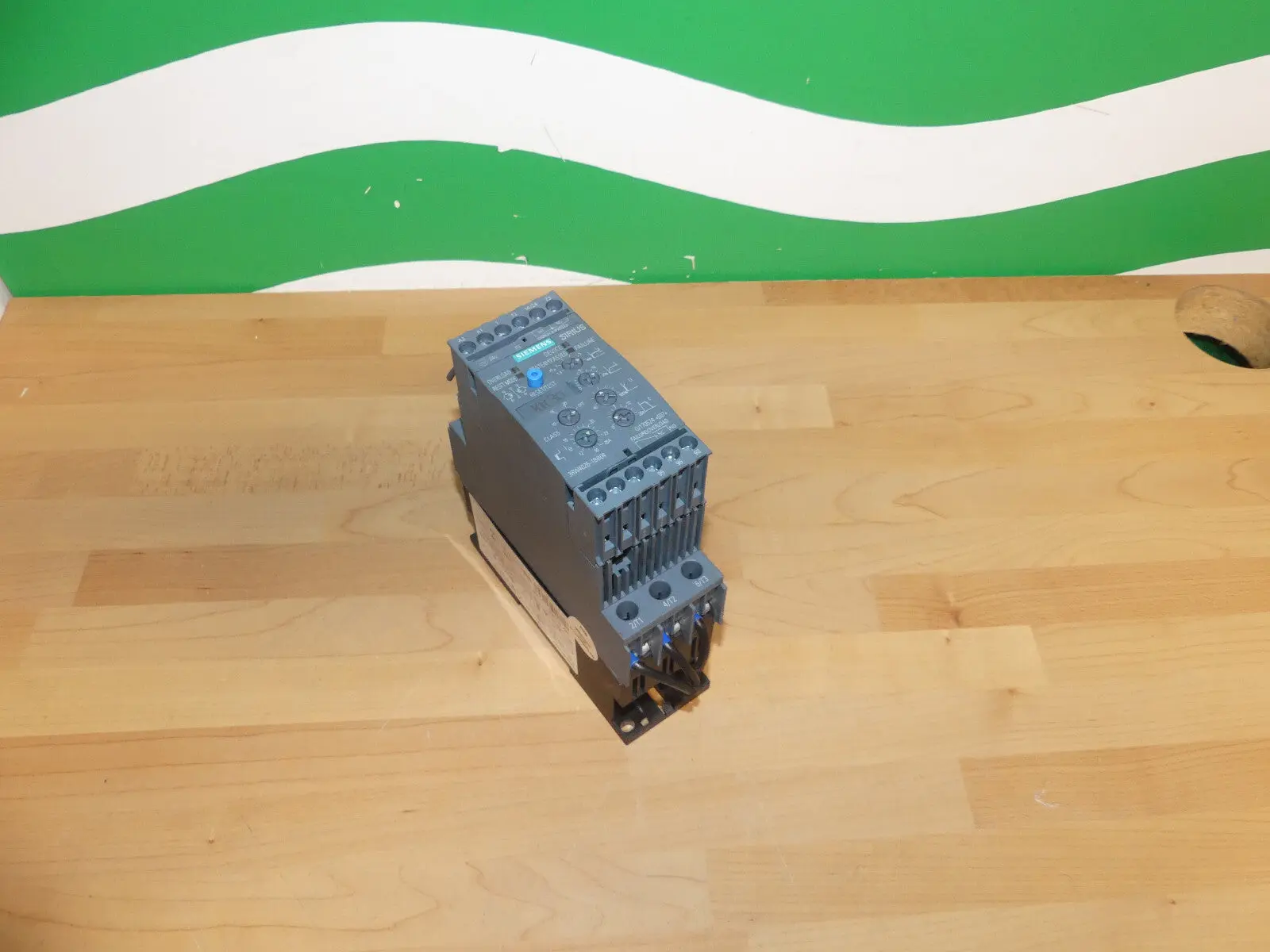 Produktfoto 1 von SIEMENS SIRUS 3RW4026-1BB04