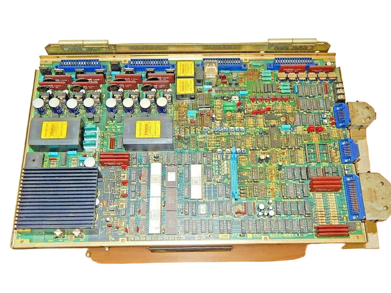 Produktfoto 1 von Fanuc AC SPINDLE SERVO UNIT A06B-6044-H008  Ungeprüft  Als Ersatzteil