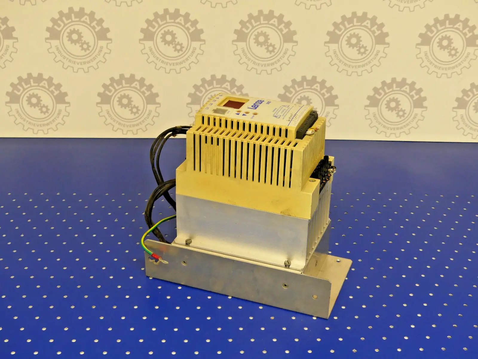 Produktfoto 1 von LENZE ESMD222L4TXA