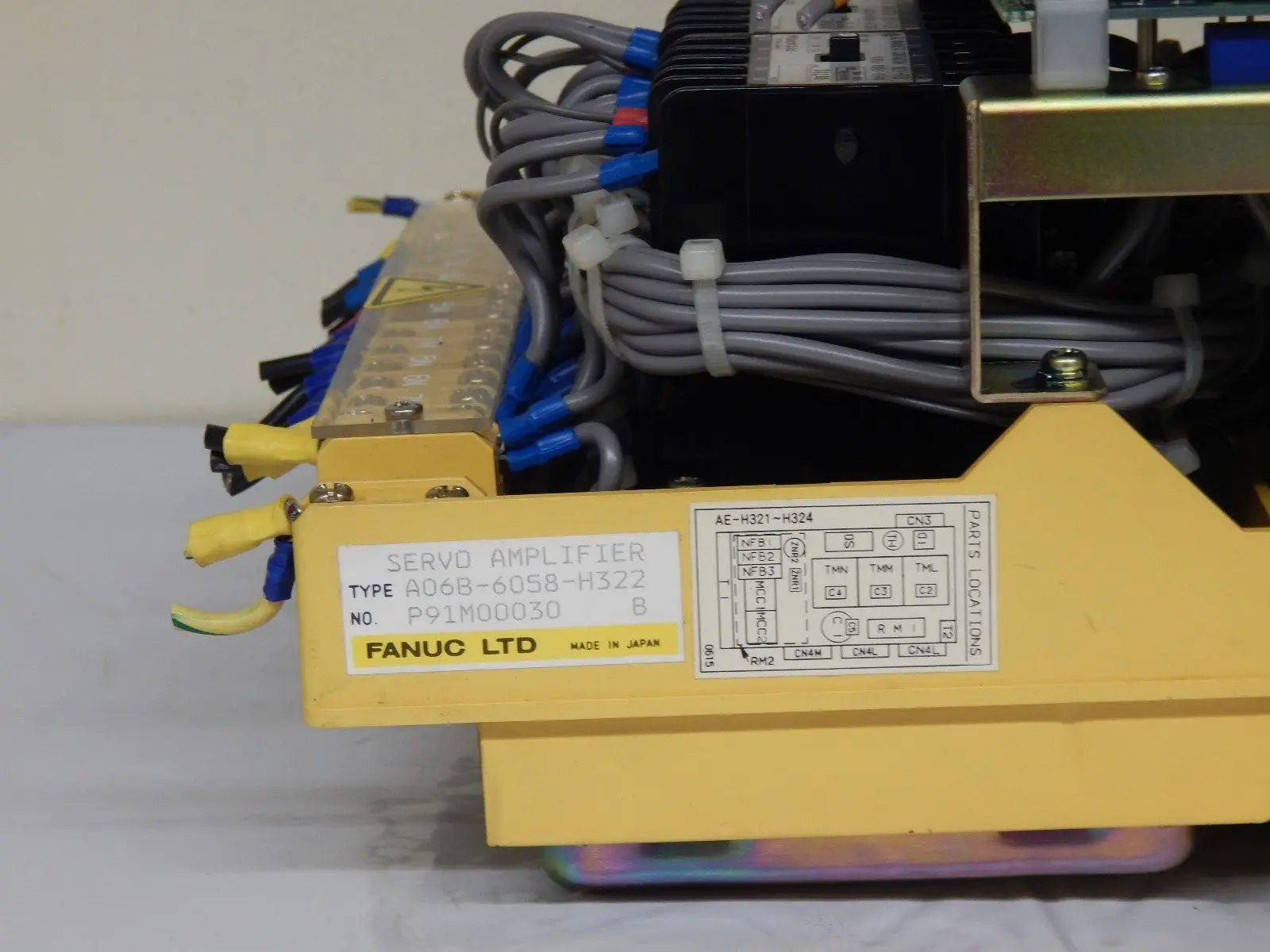 Produktfoto 1 von Fanuc A06B-6058-H322 Servo Amplifier Used